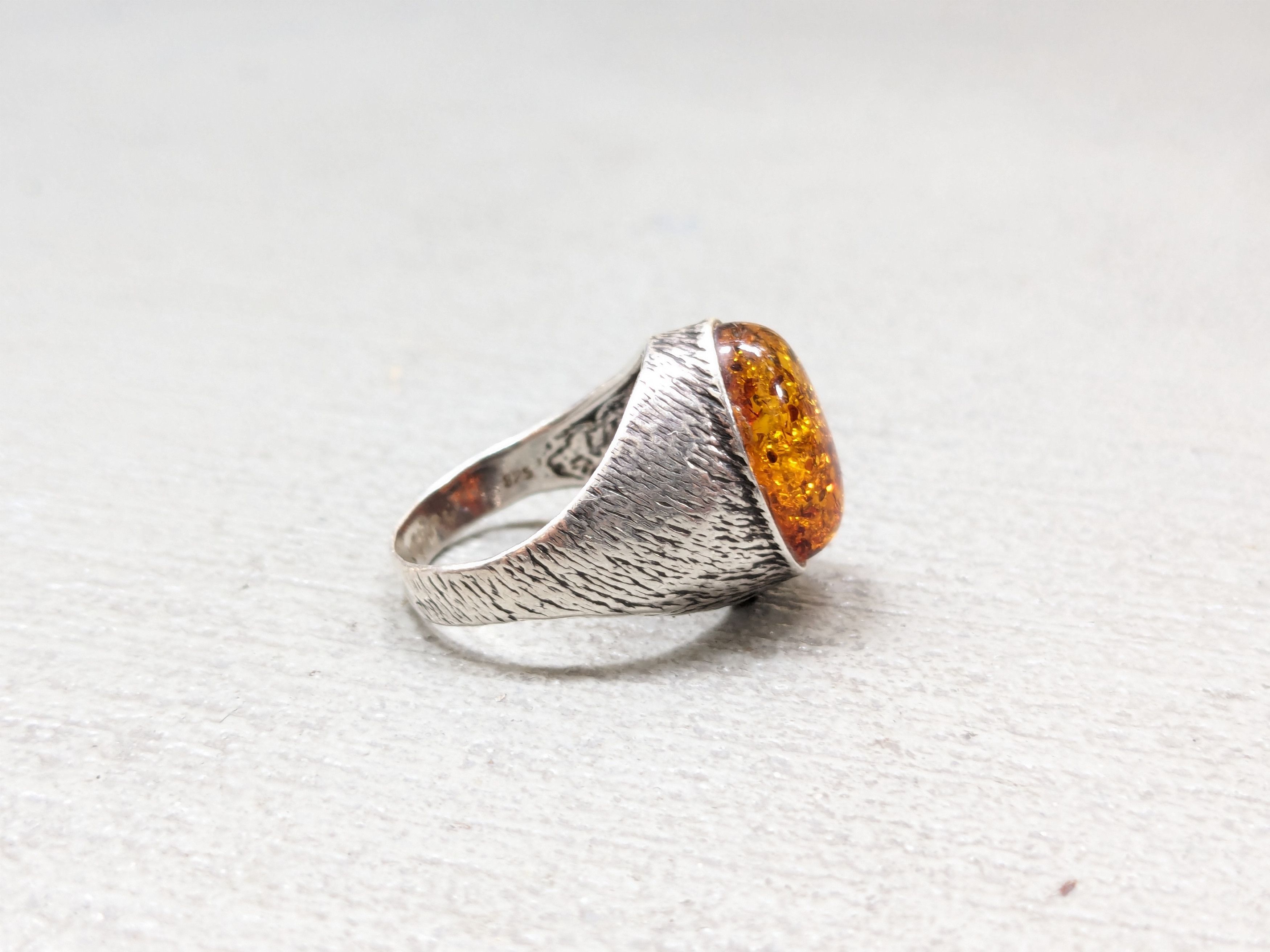 Other Vintage Sterling Silver Ring Amber Size 8.5 Minimalist Oval Size ONE SIZE - 4 Thumbnail
