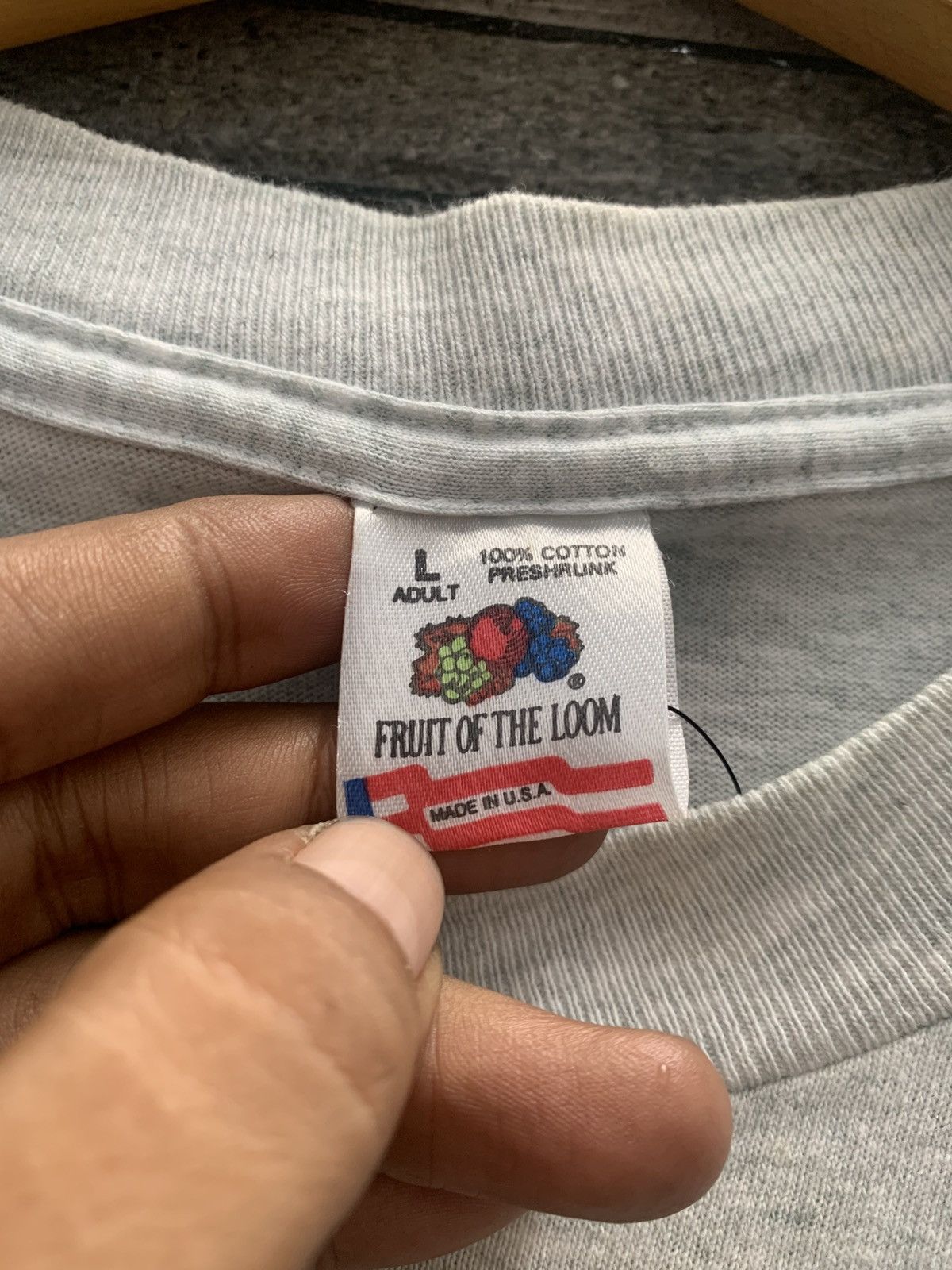 Fruit Of The Loom Vintage 1993 McKinley Explorer Size US L / EU 52-54 / 3 - 5 Thumbnail