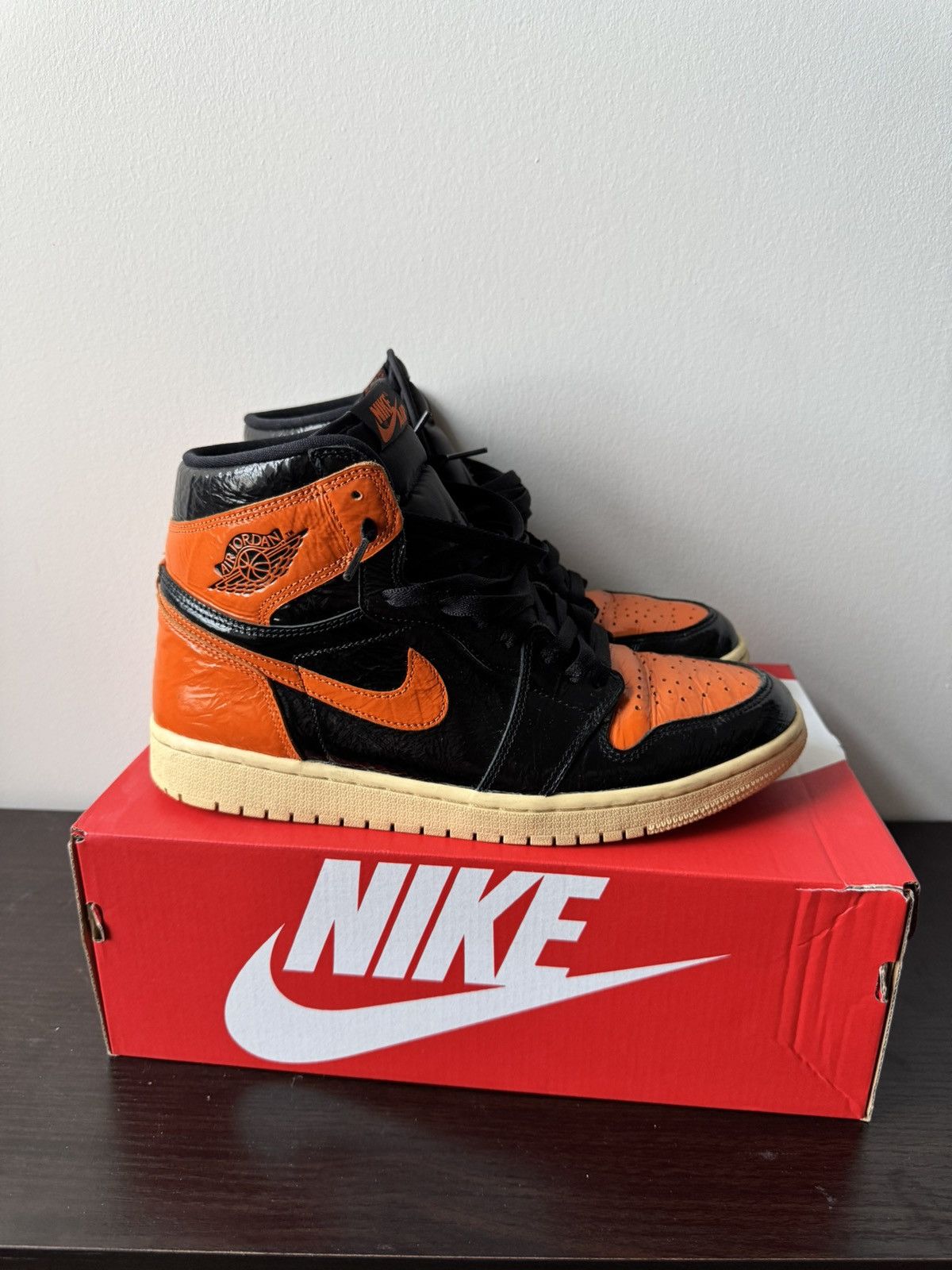 Jordan Brand × Nike Shattered Backboard 3.0s Size US 10.5 / EU 43-44 - 2 Thumbnail