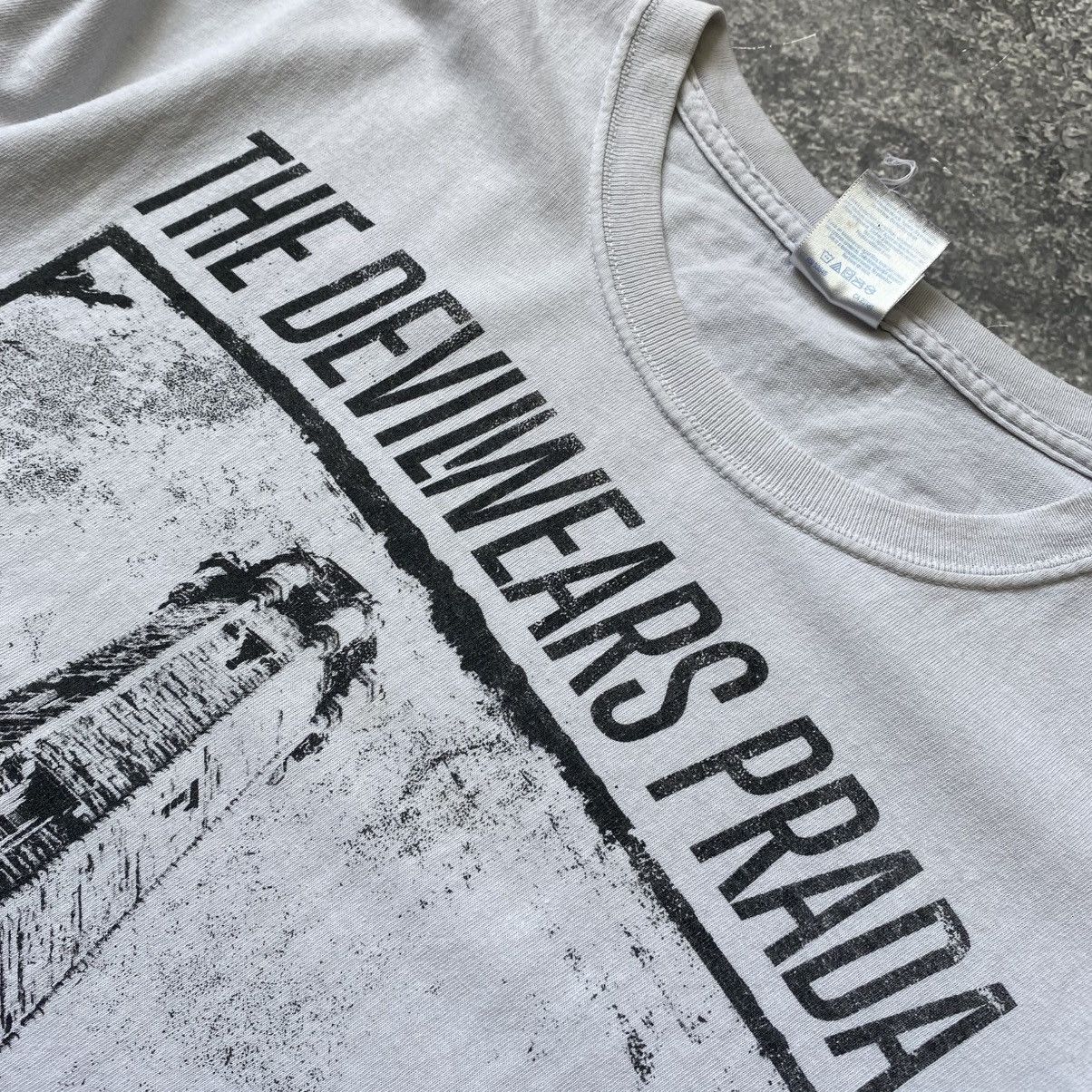 Other Vintage The Devil Wears Prada big logo movie tee Size US XL / EU 56 / 4 - 5 Thumbnail