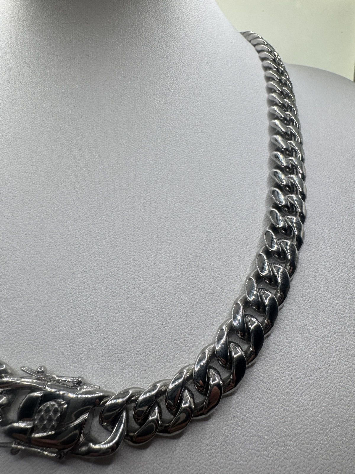 Other Men Necklace 20 inches Long 10mm diameter Size ONE SIZE - 5 Thumbnail