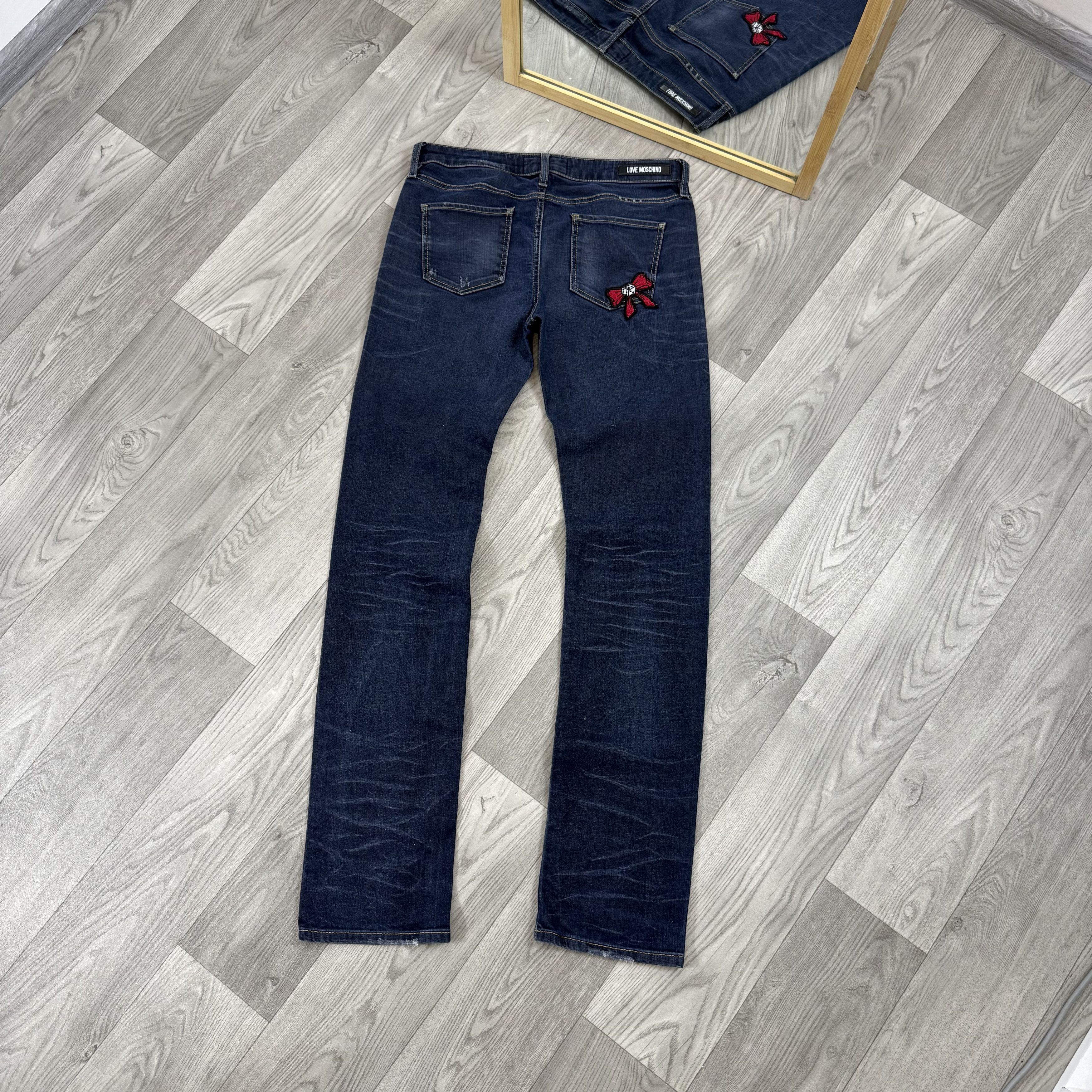 Love Moschino Vintage Love Moschino Y2K Patch Low Rise Blue Denim Jeans Size 28" / US 6 / IT 42 - 1 Thumbnail