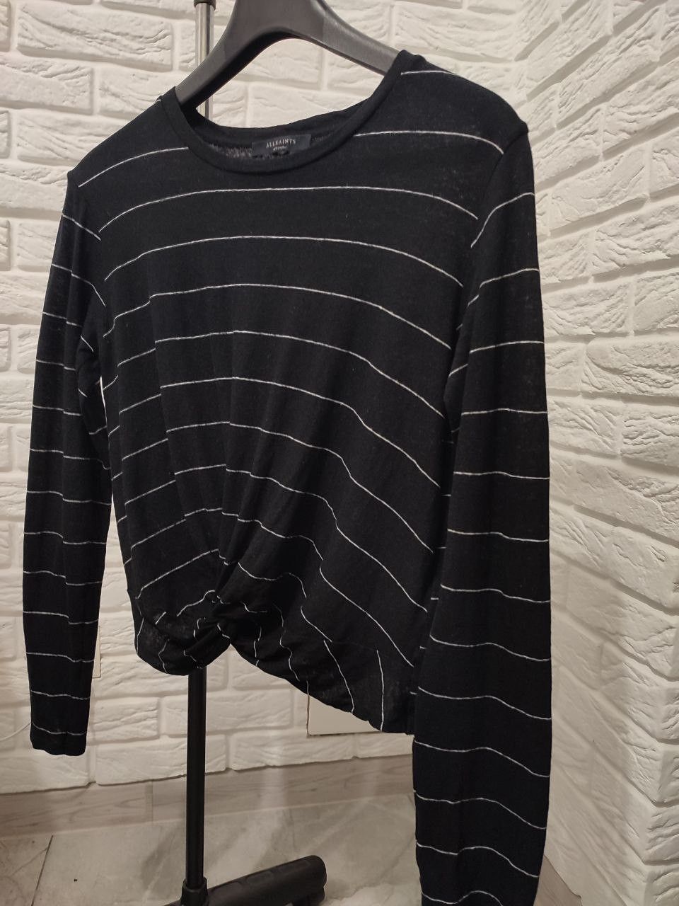 Allsaints AllSaints top black White Striped Twist Crop T-Shirt Size M / US 6-8 / IT 42-44 - 1 Thumbnail