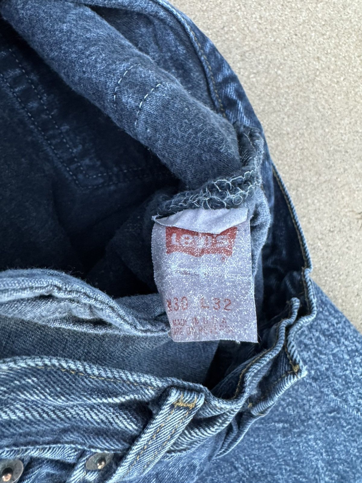 Levi's Vtg 80s Levi’s 501xx Buttonfly Black Acid Wash Jeans 29x30 Size US 29 - 6 Thumbnail