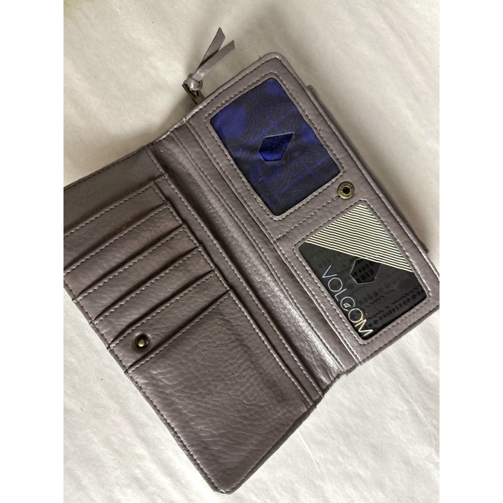 Volcom VINTAGE Volcom Wallet Women’s Gray Leather Wallet Size ONE SIZE - 5 Thumbnail