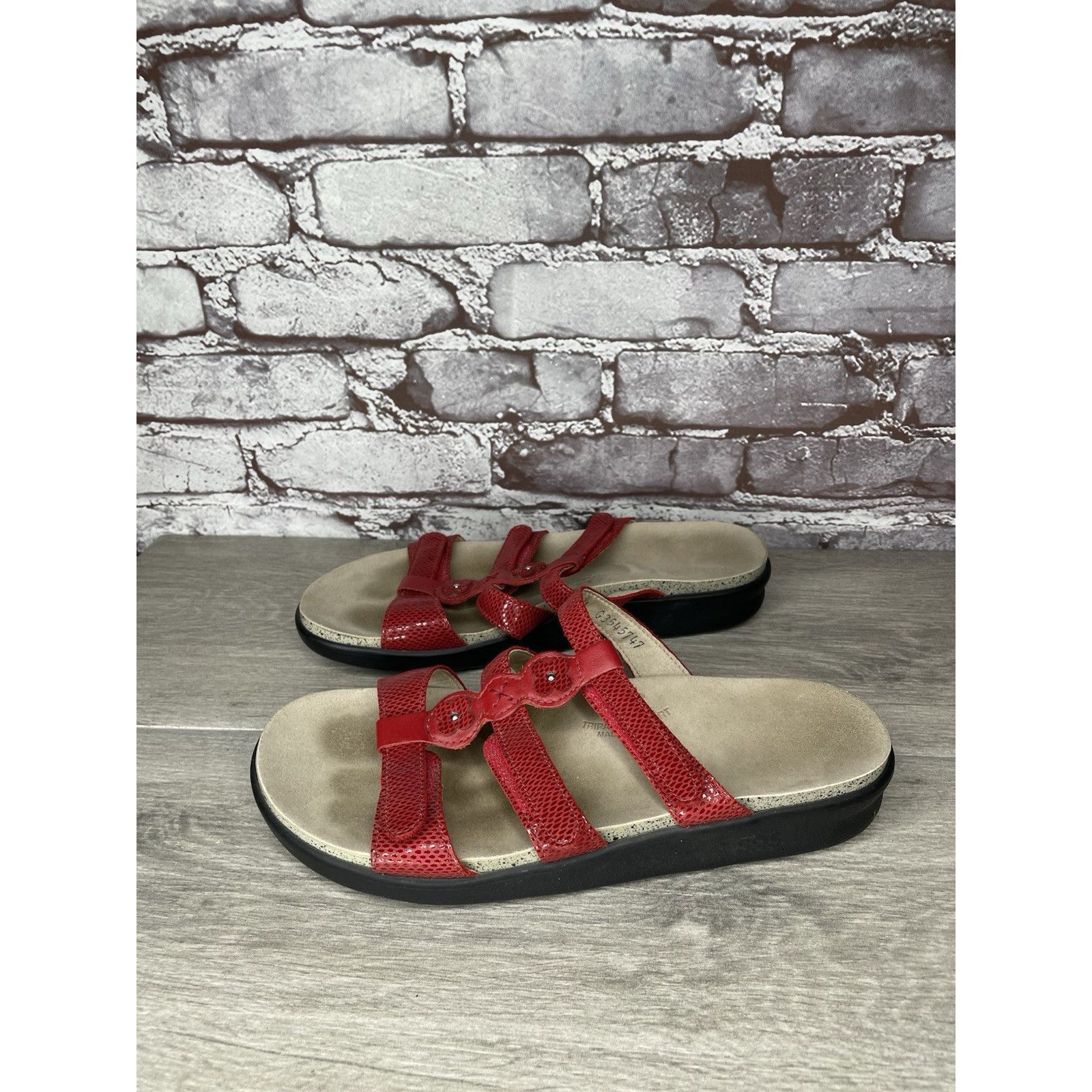 Other SAS Naples Red Leather Snakeskin Embossed 3 Strap Sandals Wo Size US 9.5 / IT 39.5 - 14 Thumbnail