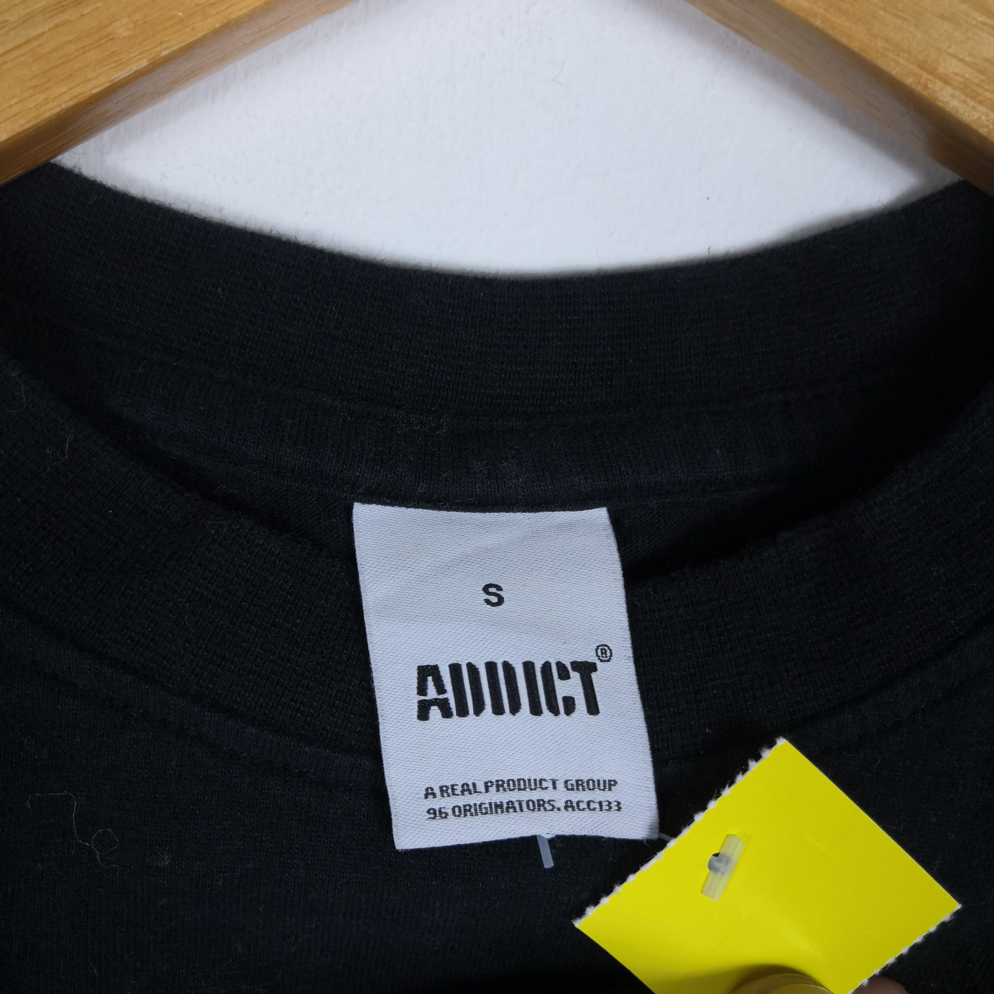 Vintage Skulls Tshirt Addict Poker Face Death Wait Dark Tees . Size US M / EU 48-50 / 2 - 6 Thumbnail