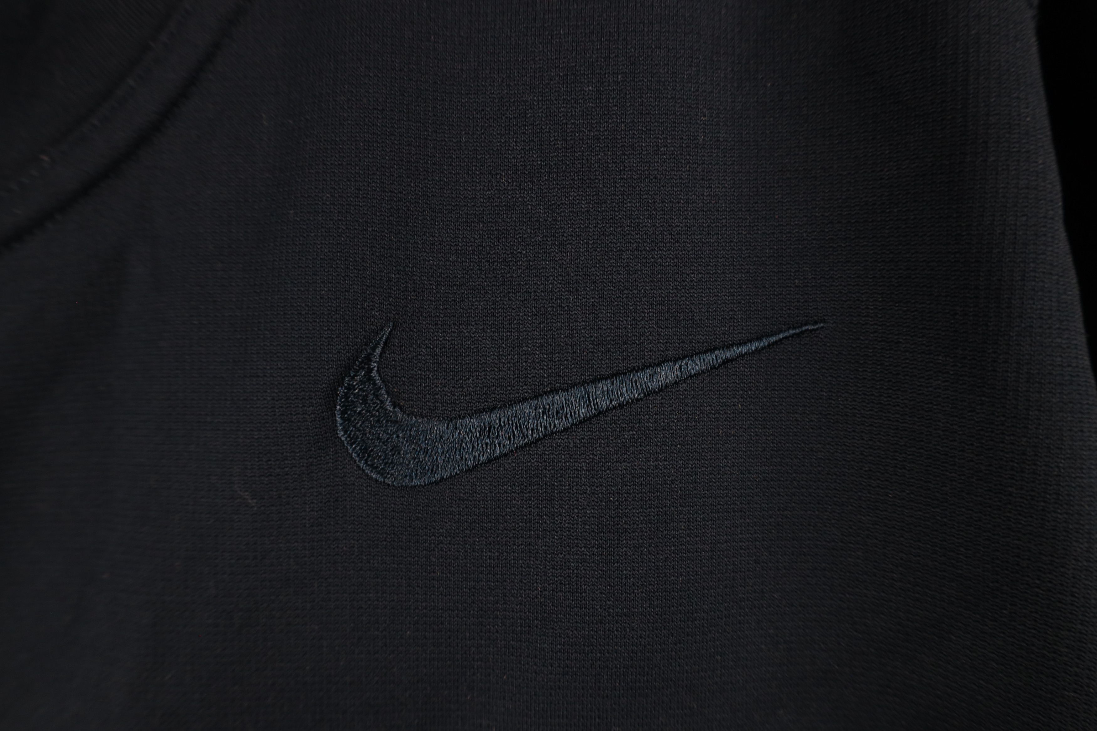 Nike × Vintage Vintage Y2K Nike Therma Fit Monochrome Lined Sweatshirt Size US XL / EU 56 / 4 - 4 Thumbnail