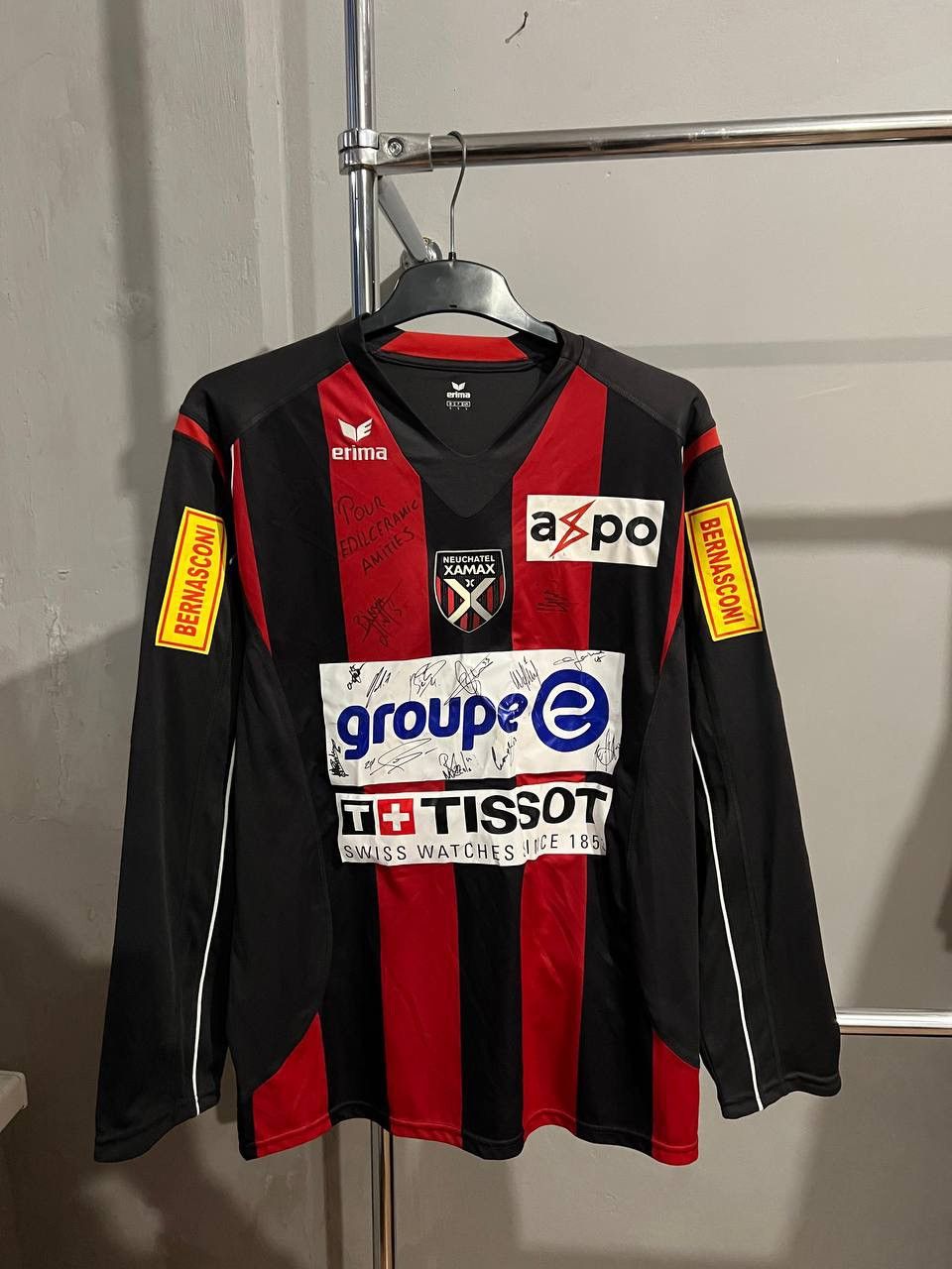 Erima 2009/10 NEUCHATEL XAMAX #27 KULJIC MATCH WORN SOCCER JERSEY Size US L / EU 52-54 / 3 - 3 Thumbnail