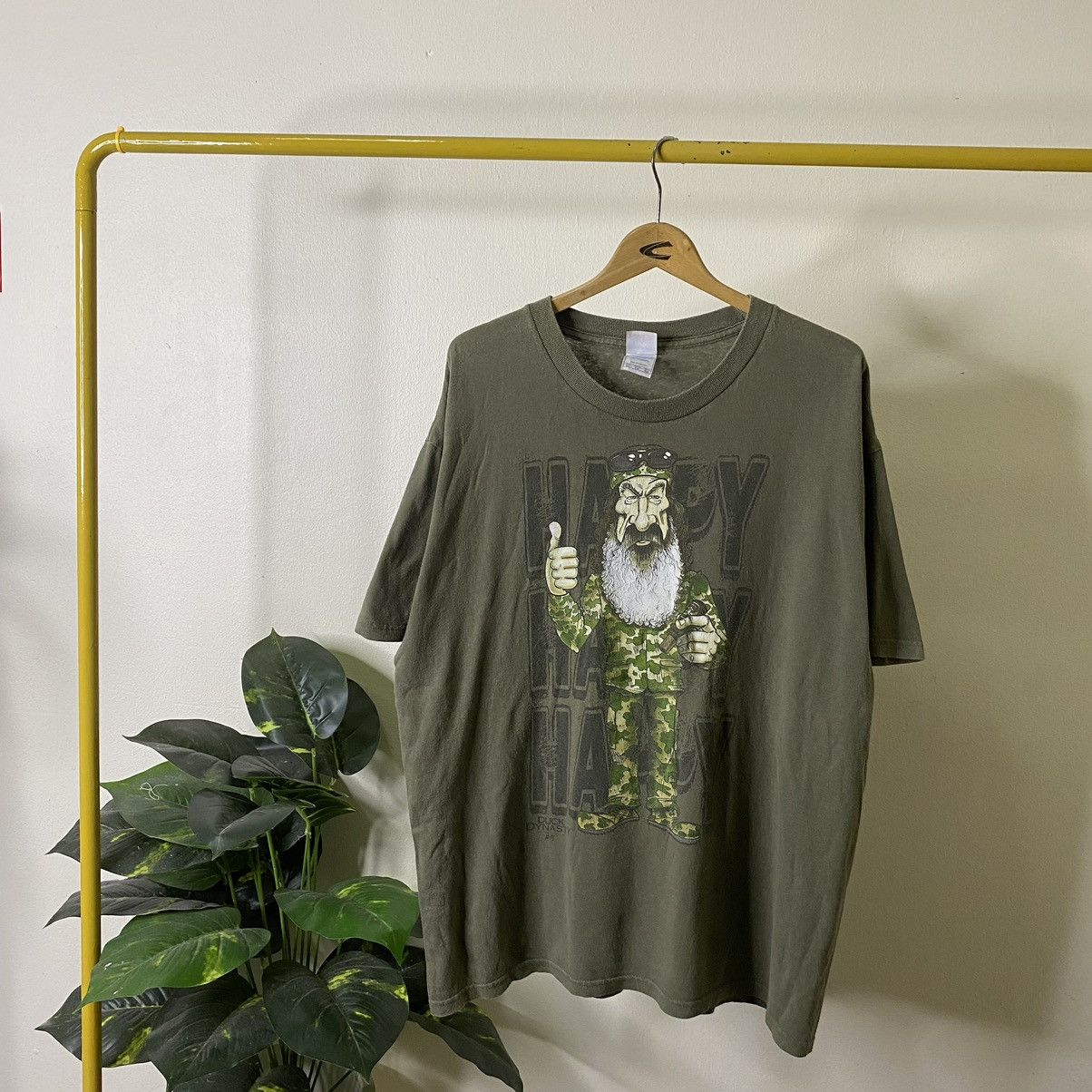 Vintage Vintage Y2K Duck Dynasty TV Series Promo T Shirt Size US XL / EU 56 / 4 - 1 Thumbnail