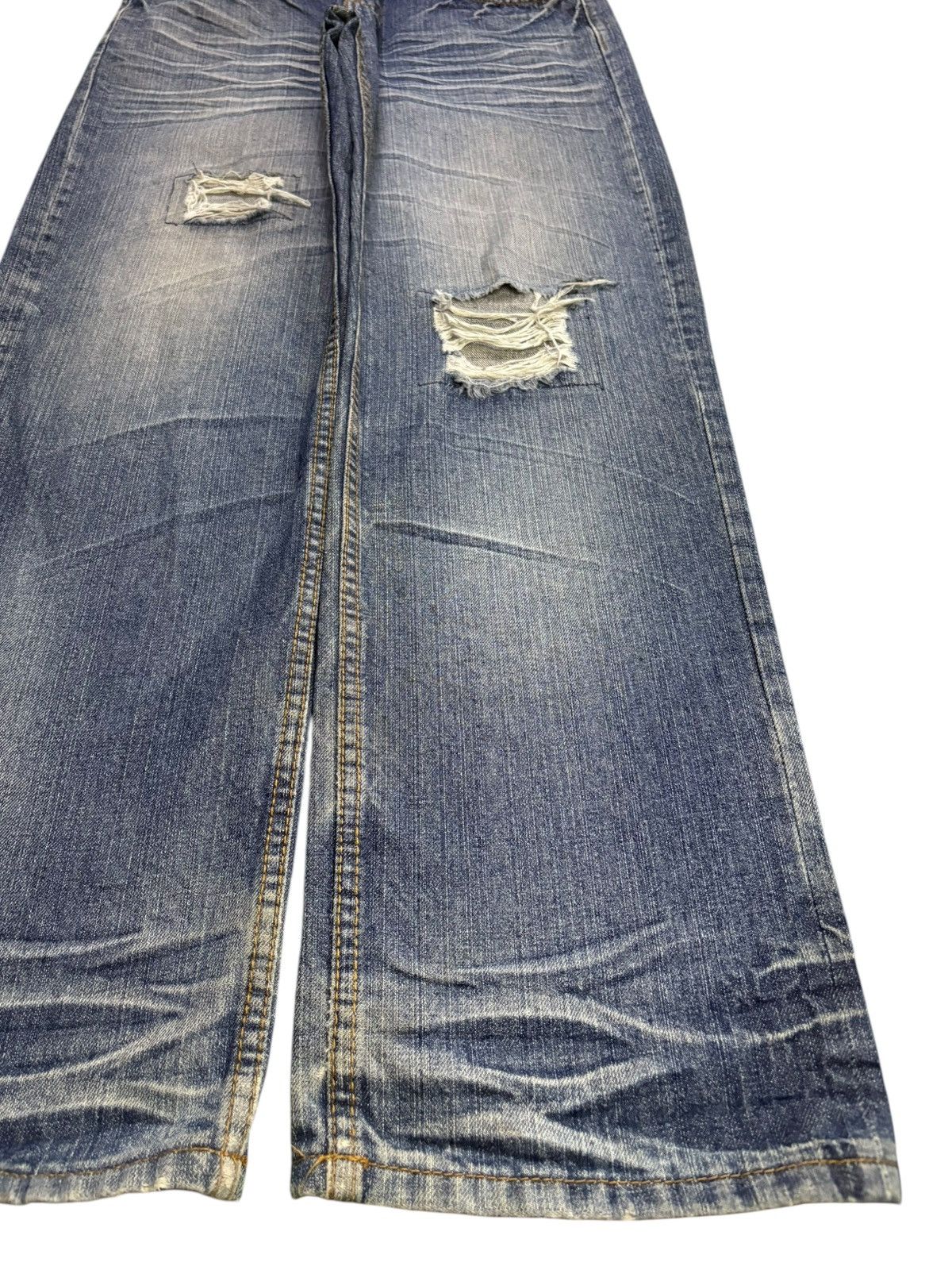 Japanese Brand Vintage Japanese Brand Mud Wash Distressed Loose Baggy Jeans Size US 30 / EU 46 - 7 Thumbnail