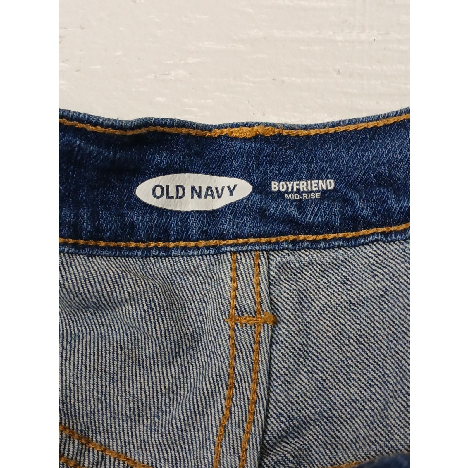 Old Navy Old Navy (14) Boyfriend High Rise Cut Off Blue Jean Shorts Size 36" / US 14 / IT 50 - 5 Thumbnail