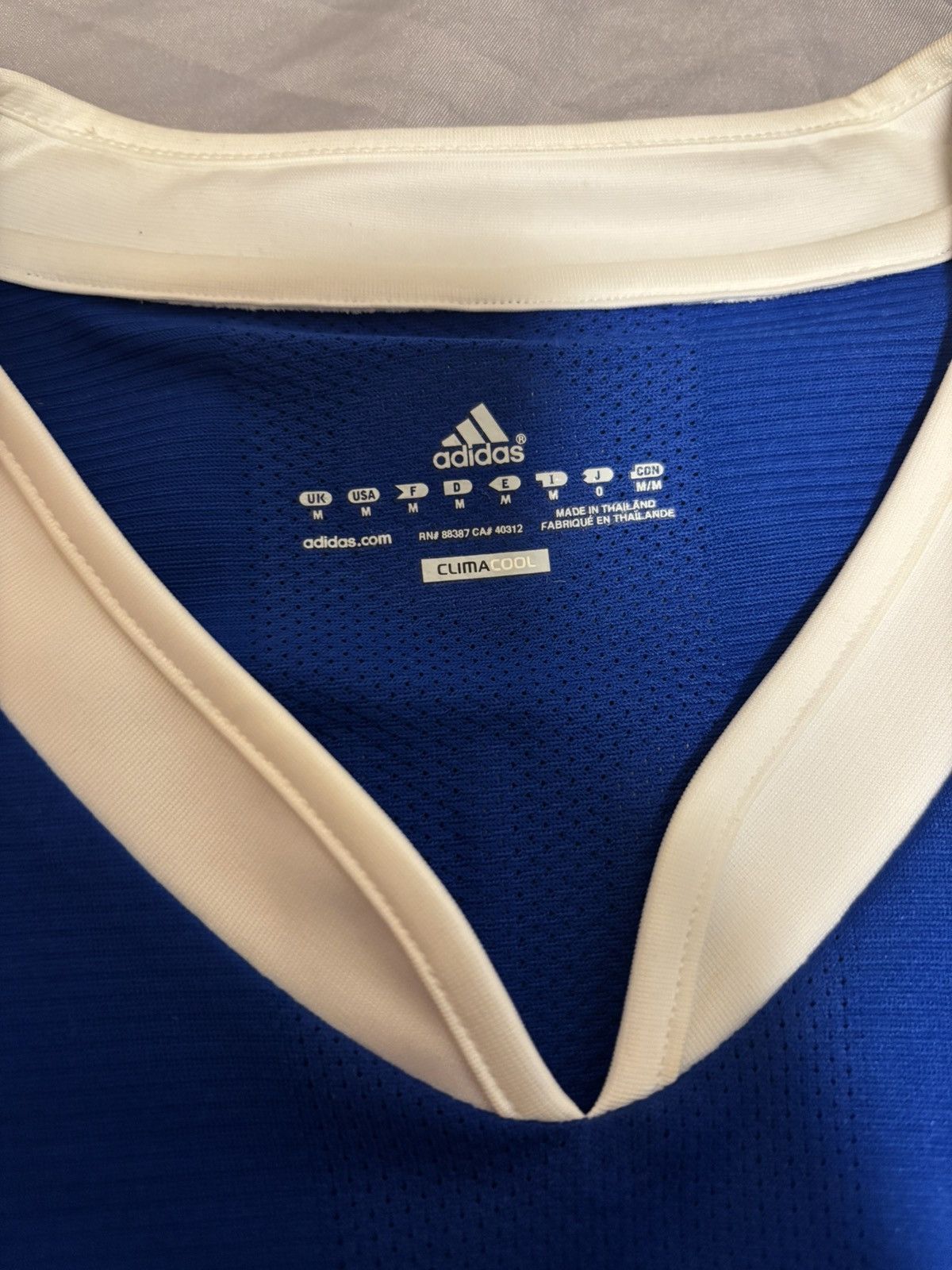 Adidas Argentina away 2010 shirt milito with tags Size US M / EU 48-50 / 2 - 4 Thumbnail