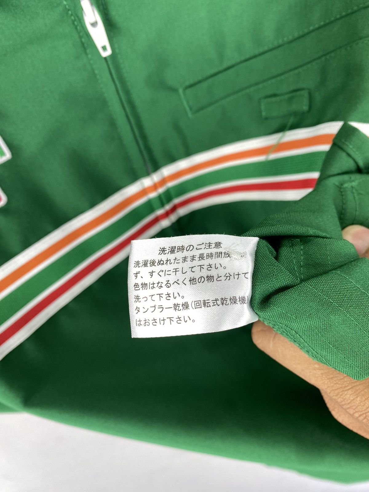 Japanese Brand Vintage Y2k 7-Eleven Embroidered Logo Worker Shirt Size US S / EU 44-46 / 1 - 11 Thumbnail