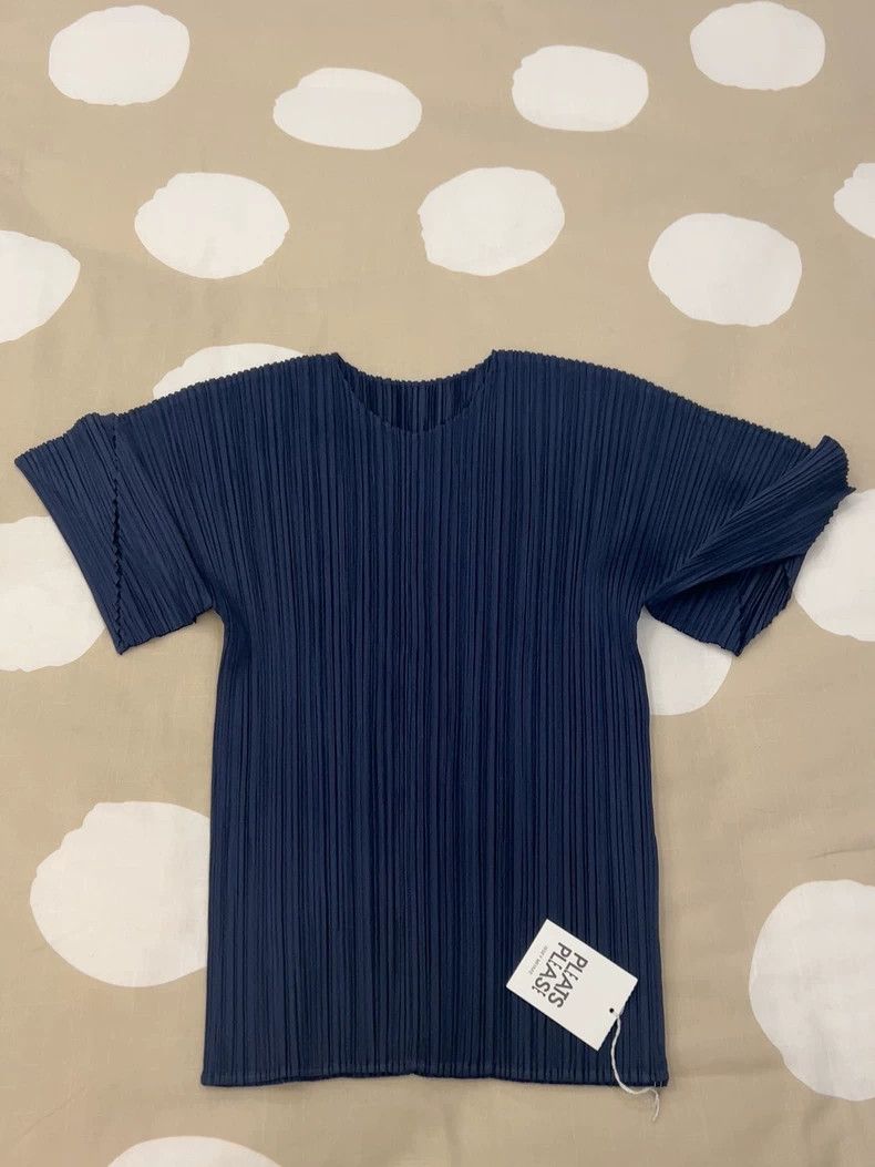 Issey Miyake Pleats Please Round Neck Short Sleeve Top -dmc Size US M / EU 48-50 / 2 - 1 Thumbnail