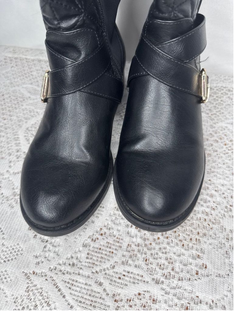 Torrid Torrid Quilted black knee high wide calf zip up boots sz 6 Size US 6 / IT 36 - 5 Thumbnail