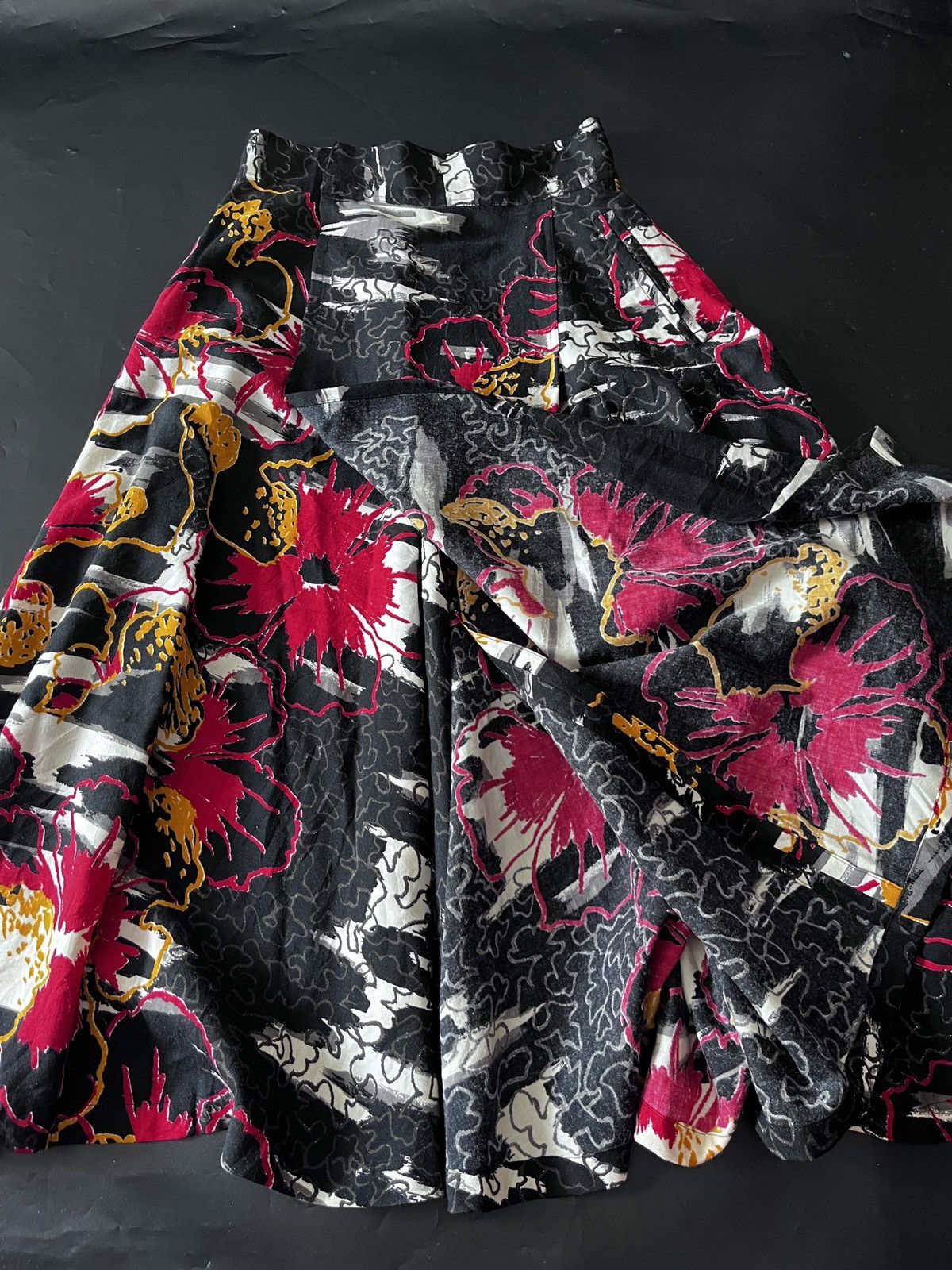 Japanese Brand JAPANESE TAKEZO CRAZY SKIRT YOHJI YAMAMOTO Size 27" / US 4 / IT 40 - 7 Thumbnail