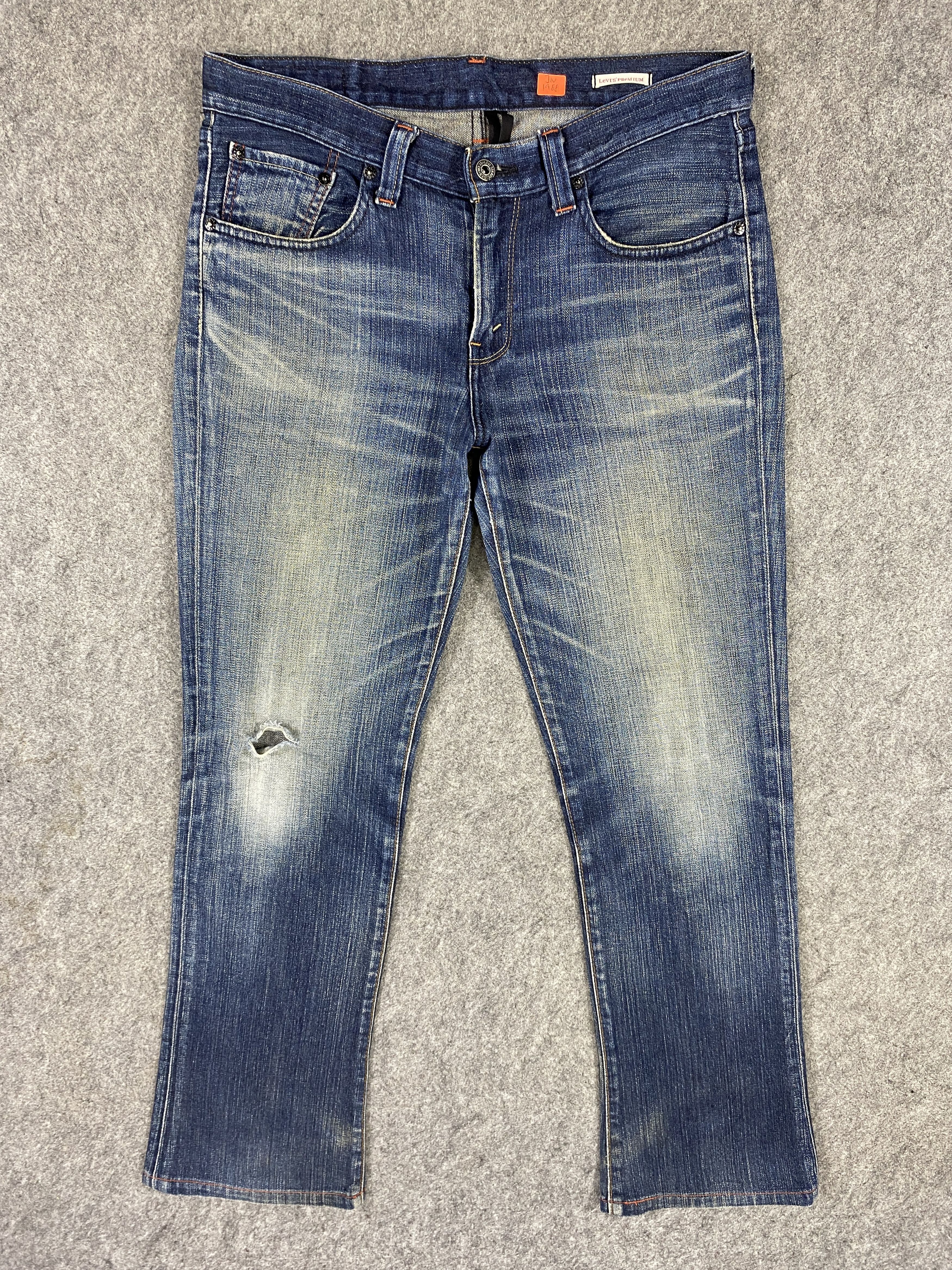 Levi's Distressed Blue Vintage Levi's 502 35x31.5 Denim -JN1988 Size US 35 - 1 Thumbnail
