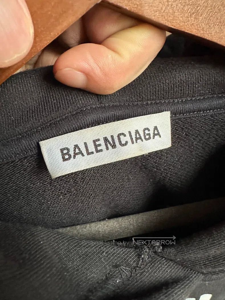 Balenciaga Balenciaga CREW Letter Hooded Sweatshirt Size S Black Size US S / EU 44-46 / 1 - 3 Thumbnail