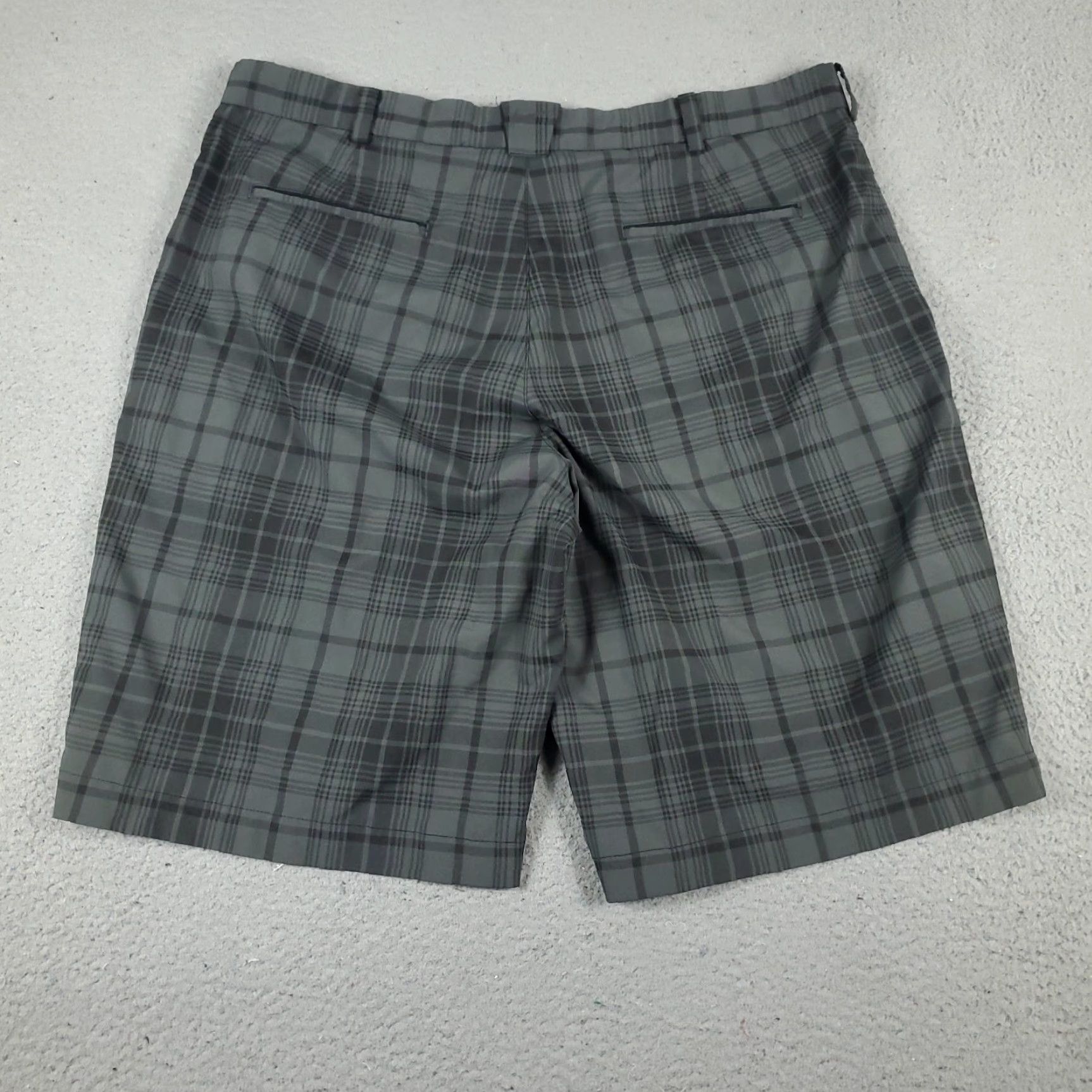 Nike Nike Shorts Mens 38 Gray Plaid Dri Fit Chino Flat Front Casual Workwear Pants Size US 38 / EU 54 - 7 Thumbnail