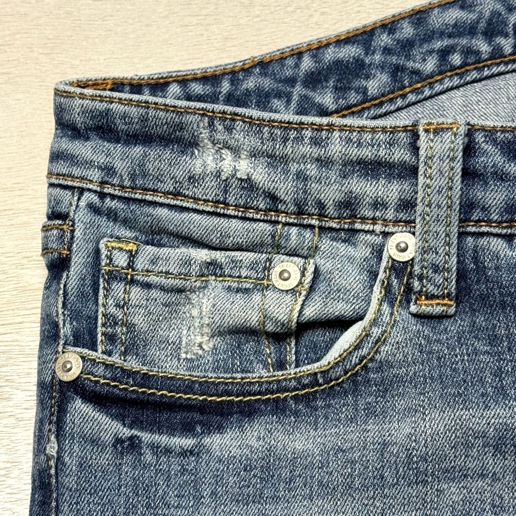7 For All Mankind 7 For All Mankind Dojo Jeans Flared Wide Leg Low Rise 30x32 Blue Cotton Denim Embroidered Back Pocket Womens Jeans Size 30" / US 8 / IT 44 - 6 Thumbnail