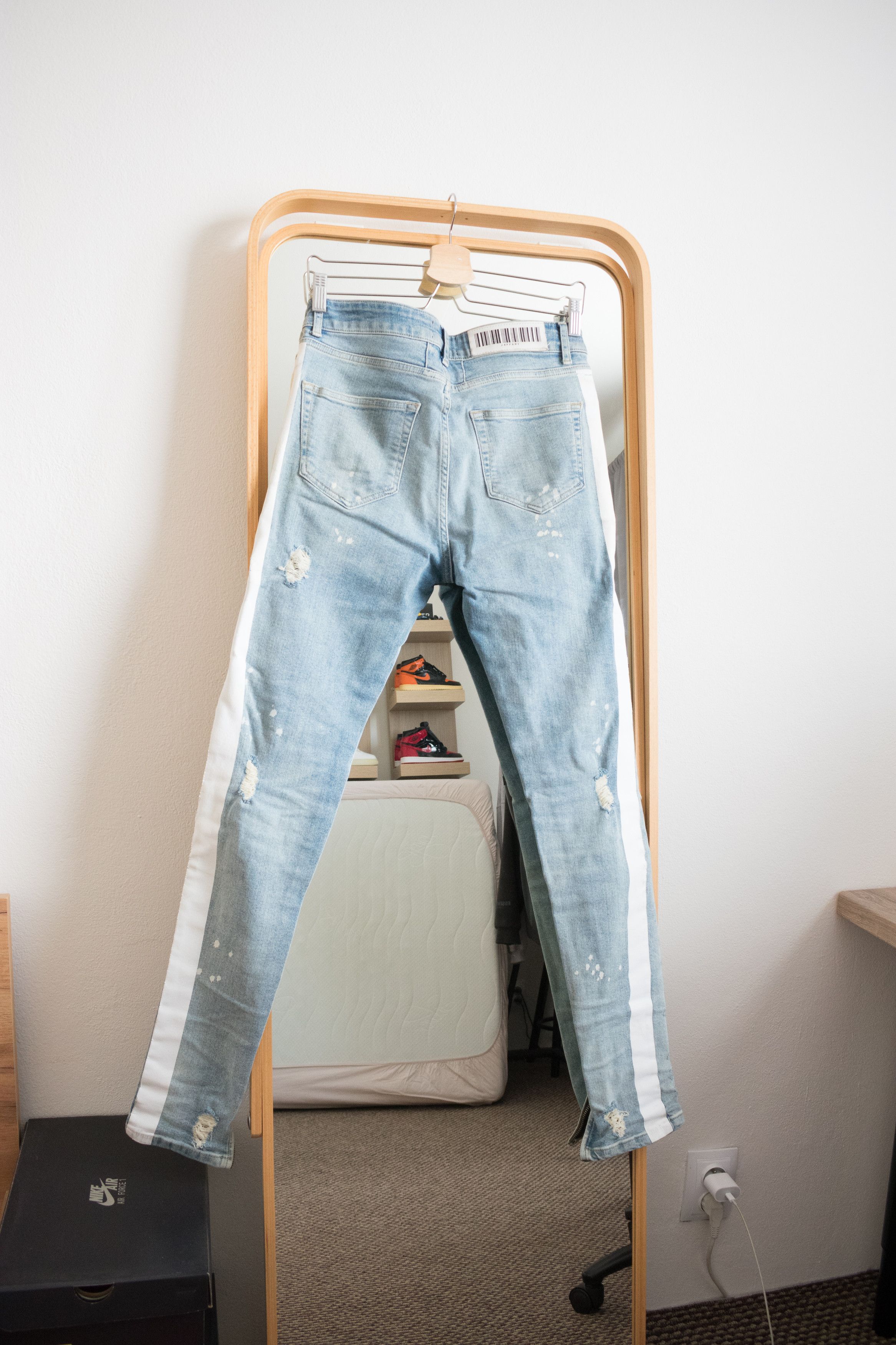 Other jaffary studios saint sinner skinny jeans Size US 28 / EU 44 - 2 Thumbnail