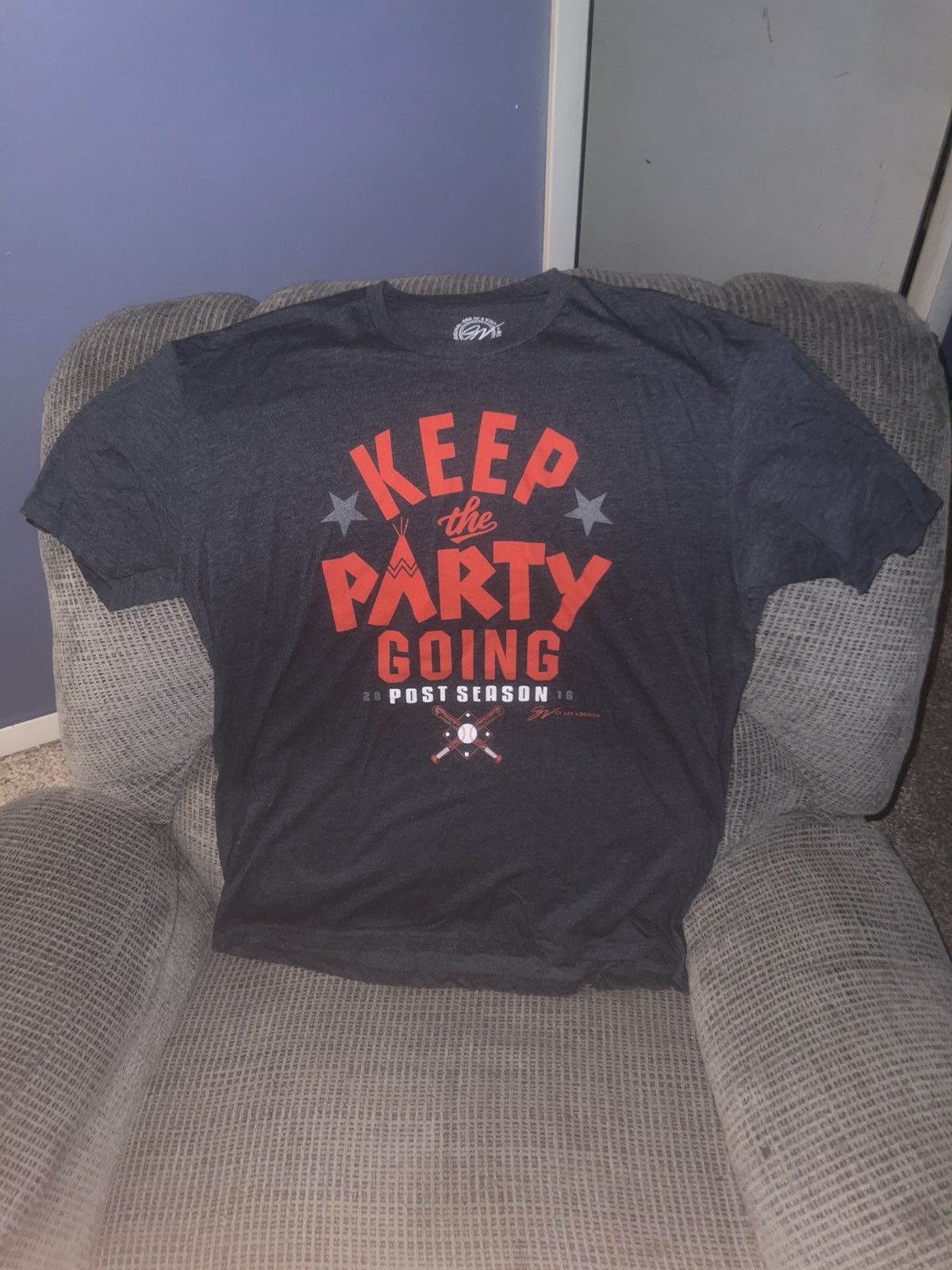 Hypebeast GV Art + Design Keep The Party Going Tee Size US XXL / EU 58 / 5 - 1 Thumbnail