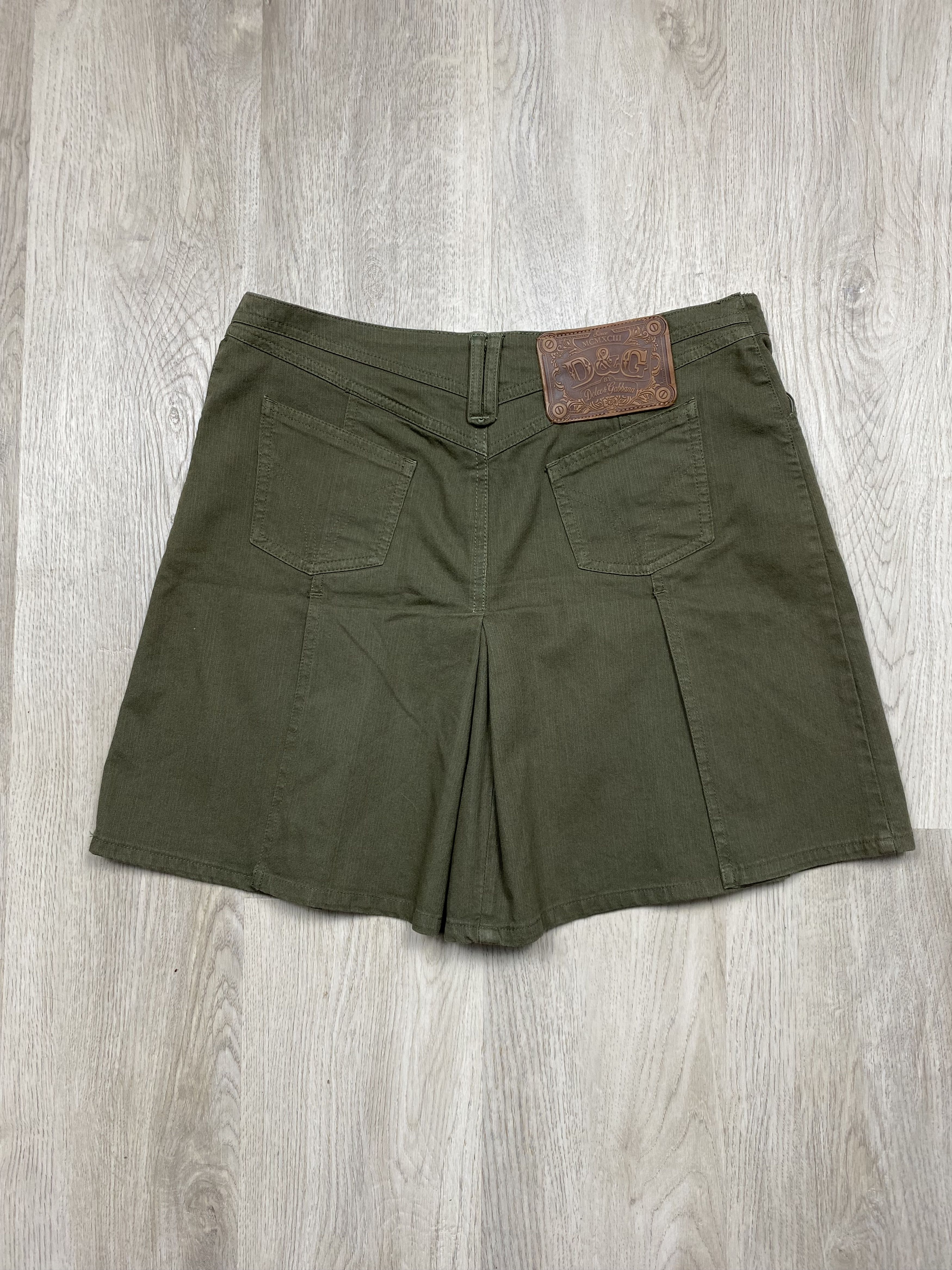 Dolce & Gabbana Dolce & Gabbana Vintage Womens Mini Skirt Size 30" / US 8 / IT 44 - 8 Thumbnail
