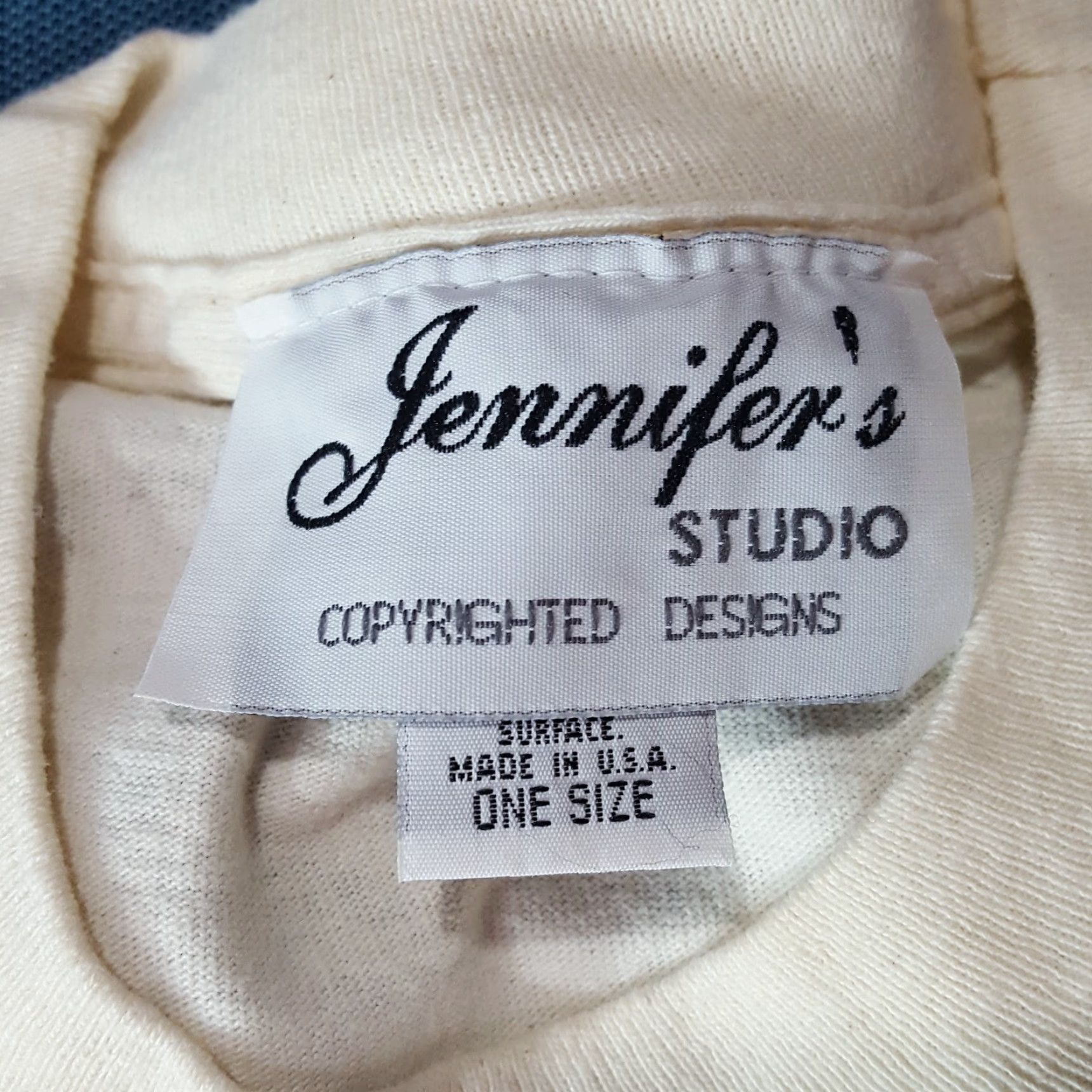 Vintage VINTAGE Jennifer's Studio T-Shirt Women Ivory Cream Lion Giraffe Africa 90s 80s Art Animals Fashion Nature Retro Short Sleeve Crew Neck Pink Periods? Size L / US 10 / IT 46 - 7 Thumbnail