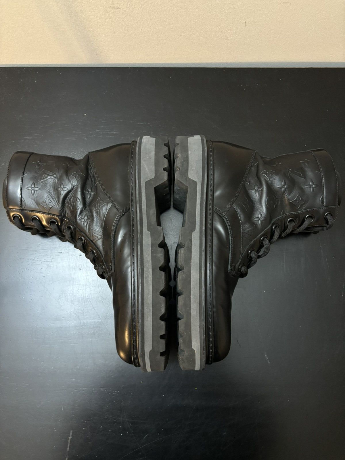 Louis Vuitton Louis Vuitton Monogram Leather Landscape Ranger Boots Size US 8.5 / EU 41-42 - 4 Thumbnail