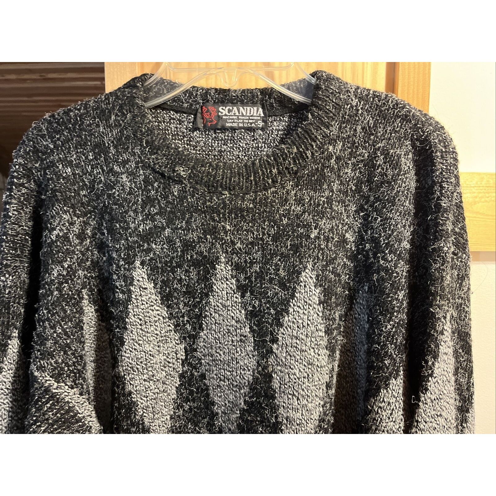 Other Scandia Vintage Small Gray Red Argyle LS Acrylic Sweater Size S / US 4 / IT 40 - 6 Thumbnail
