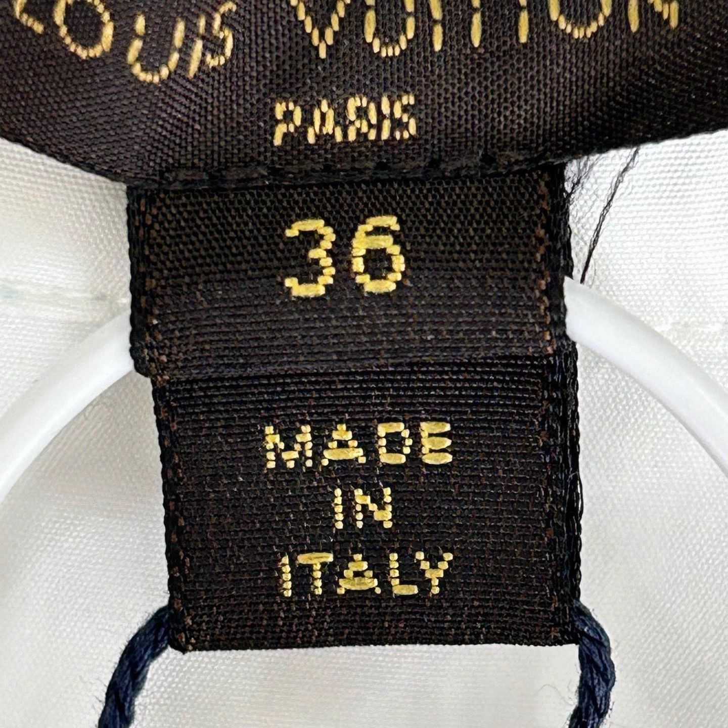 Louis Vuitton LV white embossed LIN YUN women's shirt Size XS / US 0-2 / IT 36-38 - 6 Thumbnail