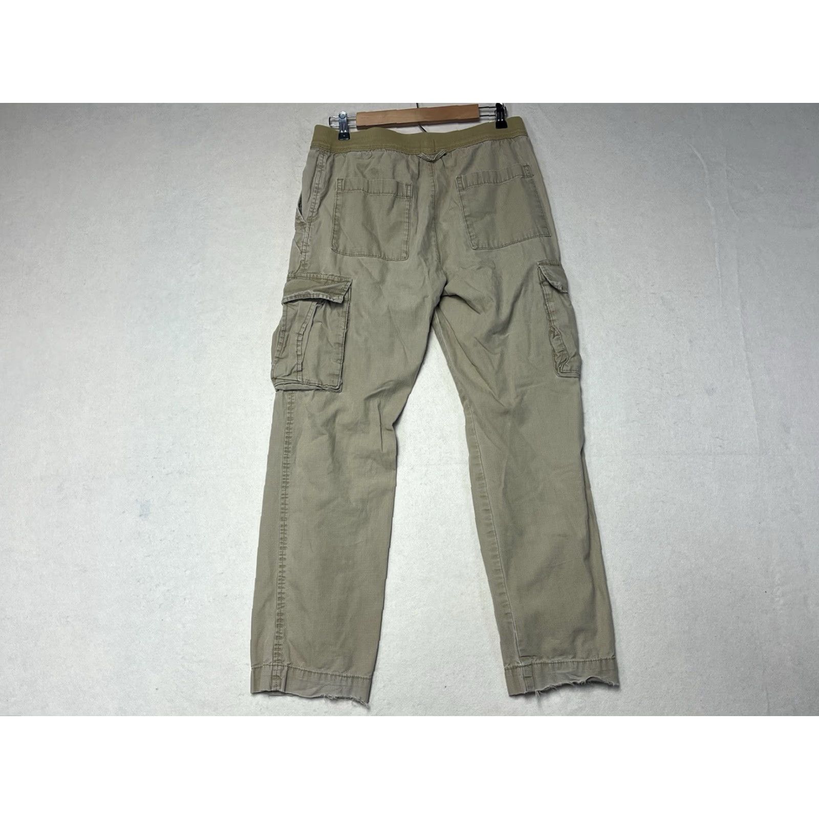 Gap GAP PantsCargo Mens 31/32 Beige Elastic Waist Straight Leg Cotton Cargo Pocket Gap 1969 Front Flat Front Regular Fit Mens Size US 31 - 2 Thumbnail