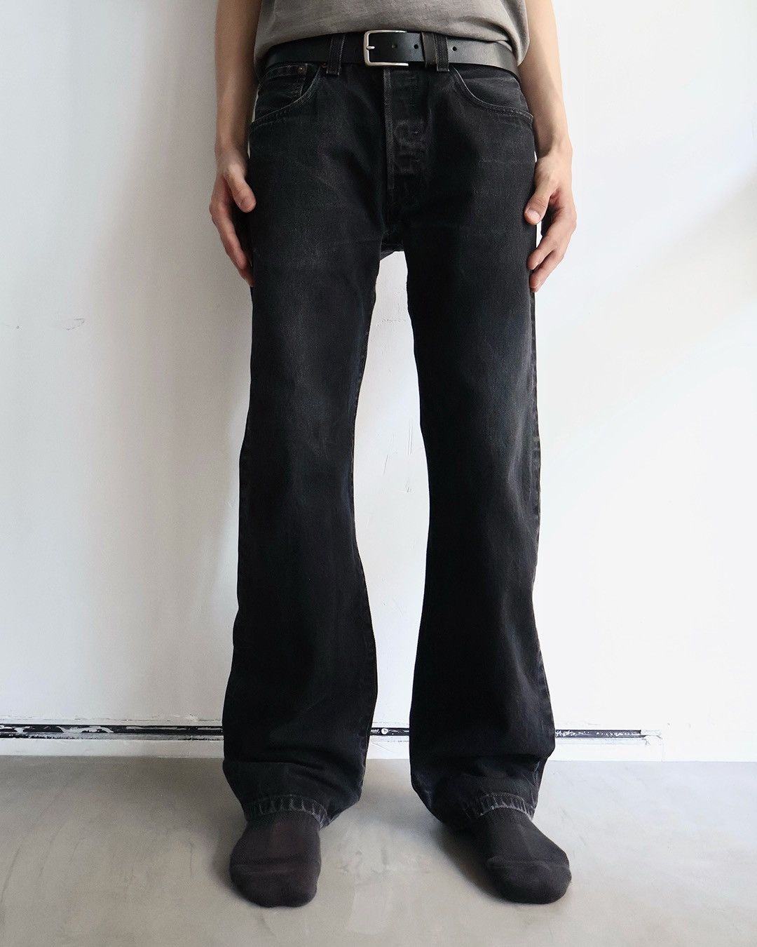 Levi's 2000s levi's 501 jeans Size US 31 - 2 Thumbnail