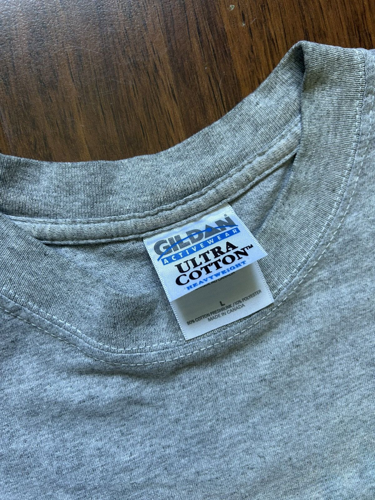 Vintage Vintage Graphic Print Merch T-shirt 90s Copyright Size L Size US L / EU 52-54 / 3 - 4 Thumbnail