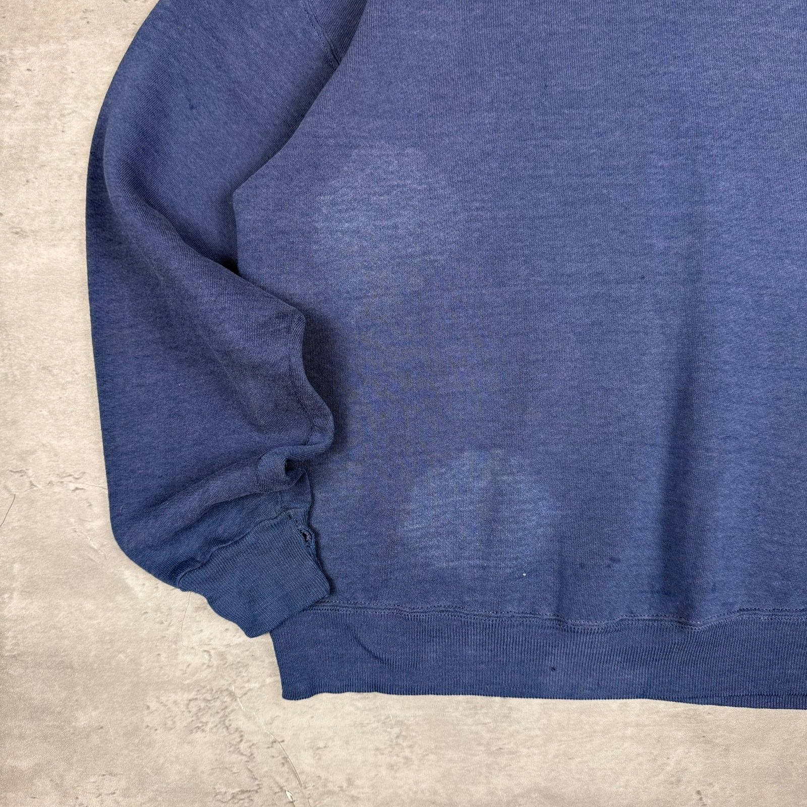 Russell Athletic × Vintage Vintage Russell Athletic Distressed Blue Crewneck Sweatshirt Size US L / EU 52-54 / 3 - 2 Thumbnail