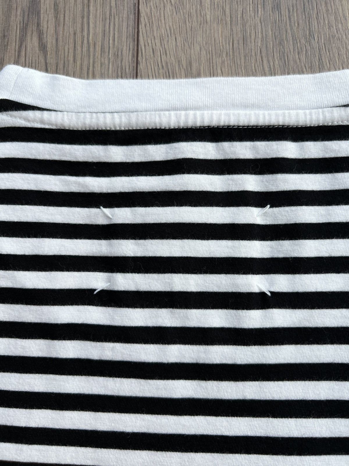 Maison Margiela Maison Margiela Classic Stripe T-Shirt Small Size US S / EU 44-46 / 1 - 7 Thumbnail