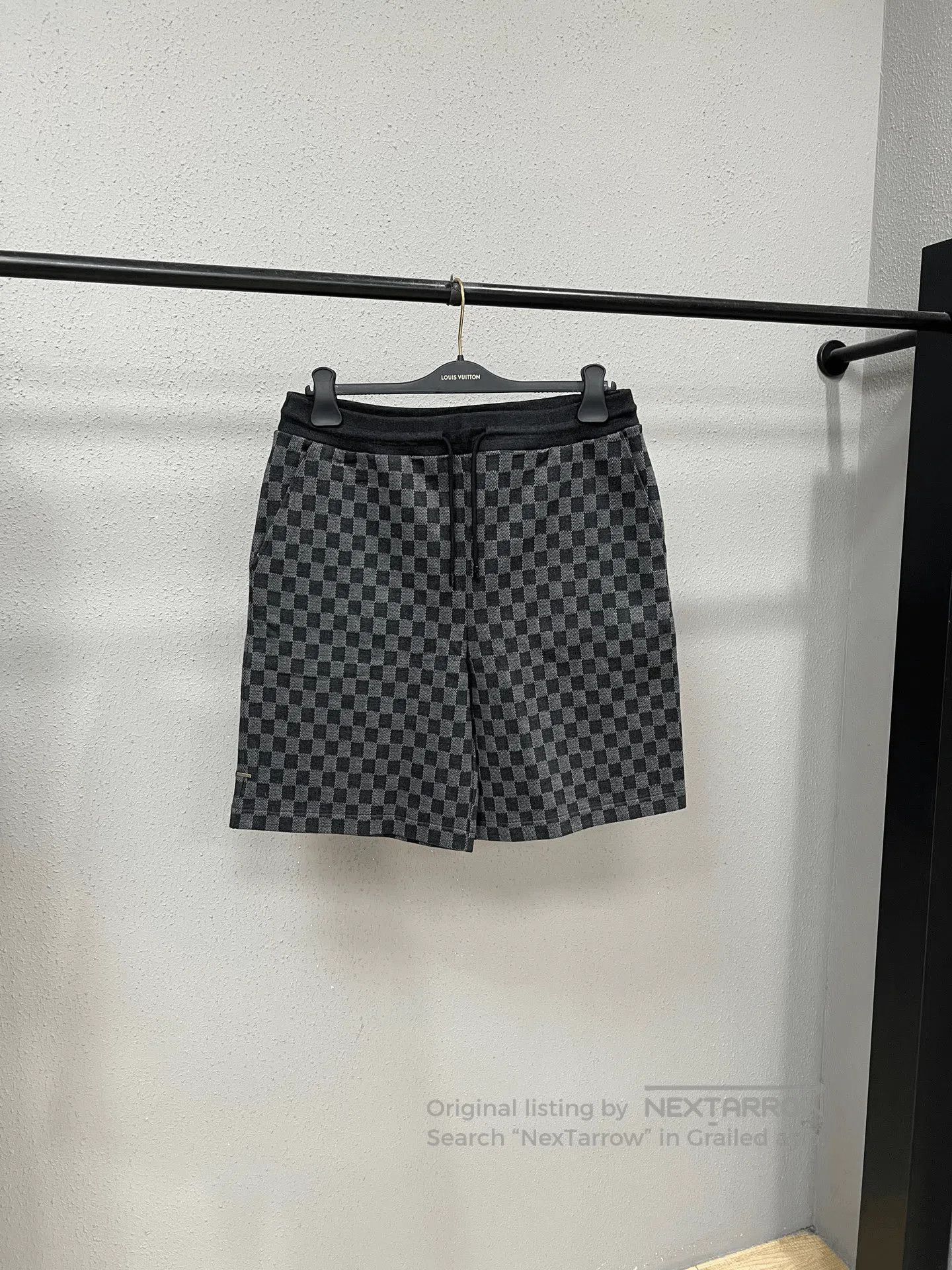 Louis Vuitton LV Checkered Shorts. Size US 32 / EU 48 - 1 Thumbnail
