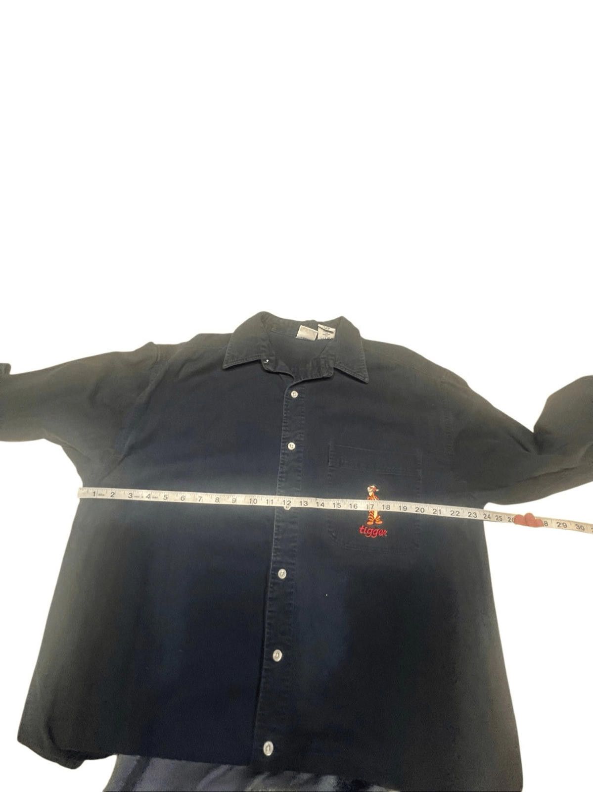 Disney vintage Disney Store men's Tigger navy button-down shirt L Size US L / EU 52-54 / 3 - 4 Thumbnail
