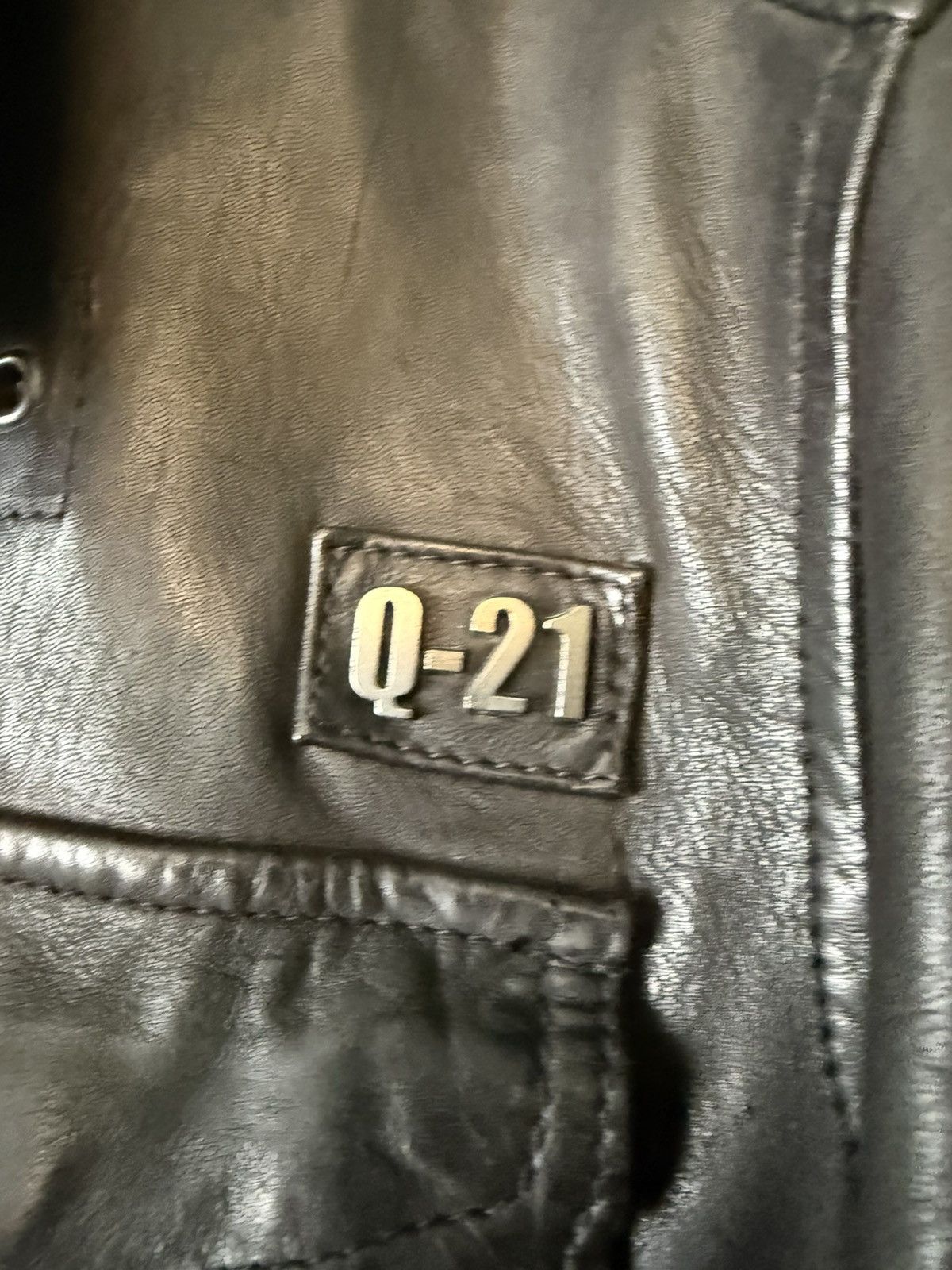 Other Q21 Size US L / EU 52-54 / 3 - 3 Thumbnail