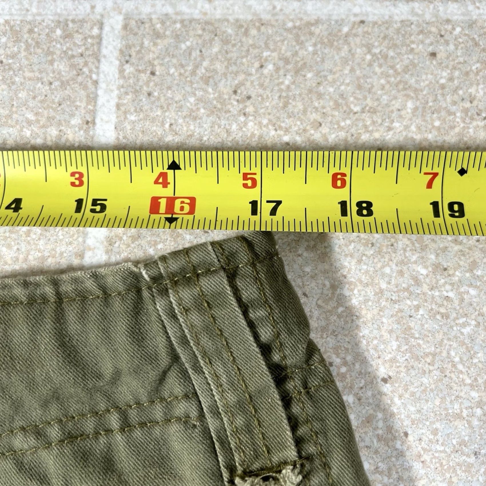 Vintage VINTAGE Steve & Barry's Cargo Shorts Men 34 Green Paratrooper Military 2000s Y2K University Cargo Shirt? Size US 34 / EU 50 - 6 Thumbnail