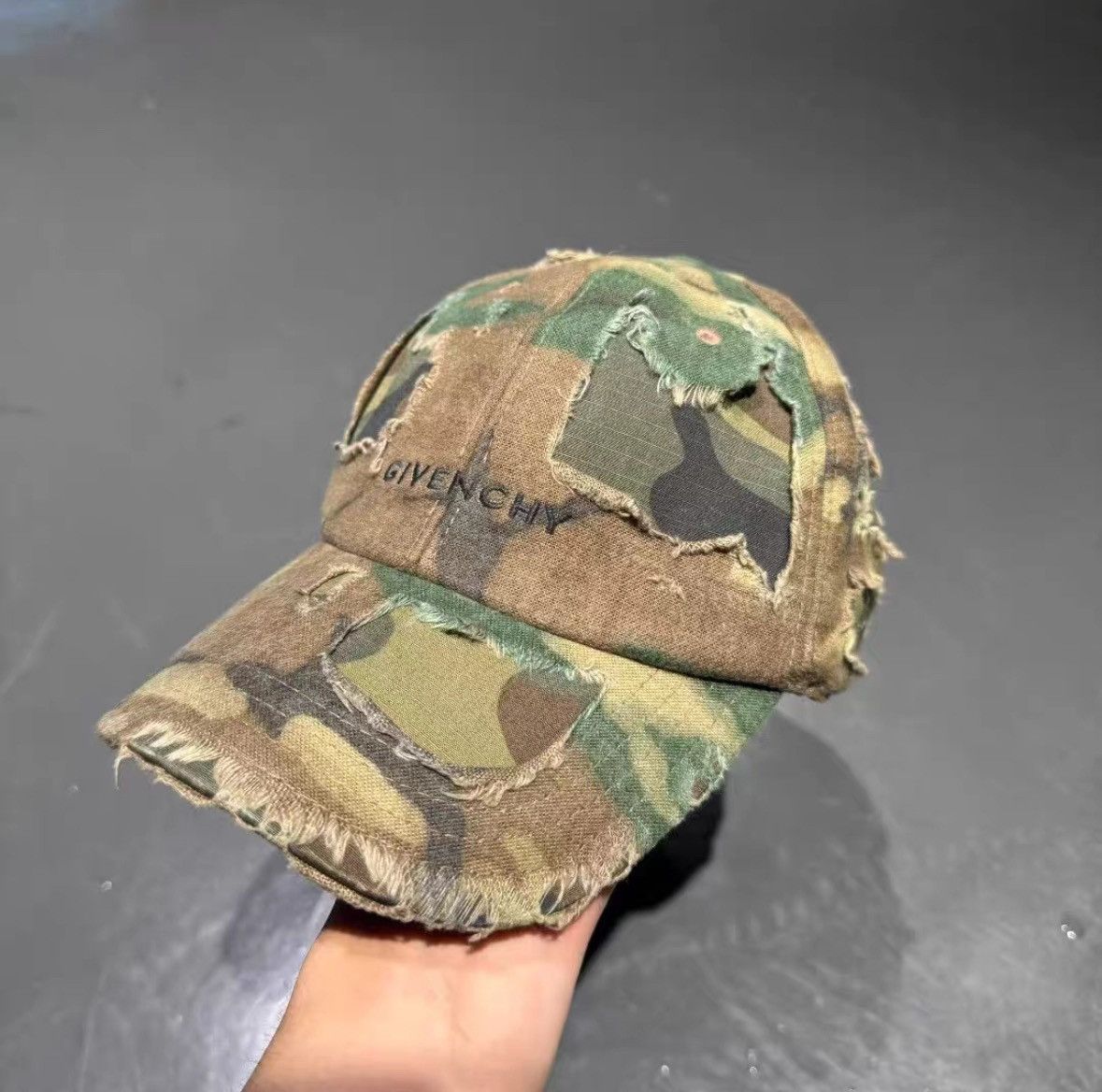 Givenchy Givenchy 23ss destroyed camo cap Size ONE SIZE - 2 Thumbnail