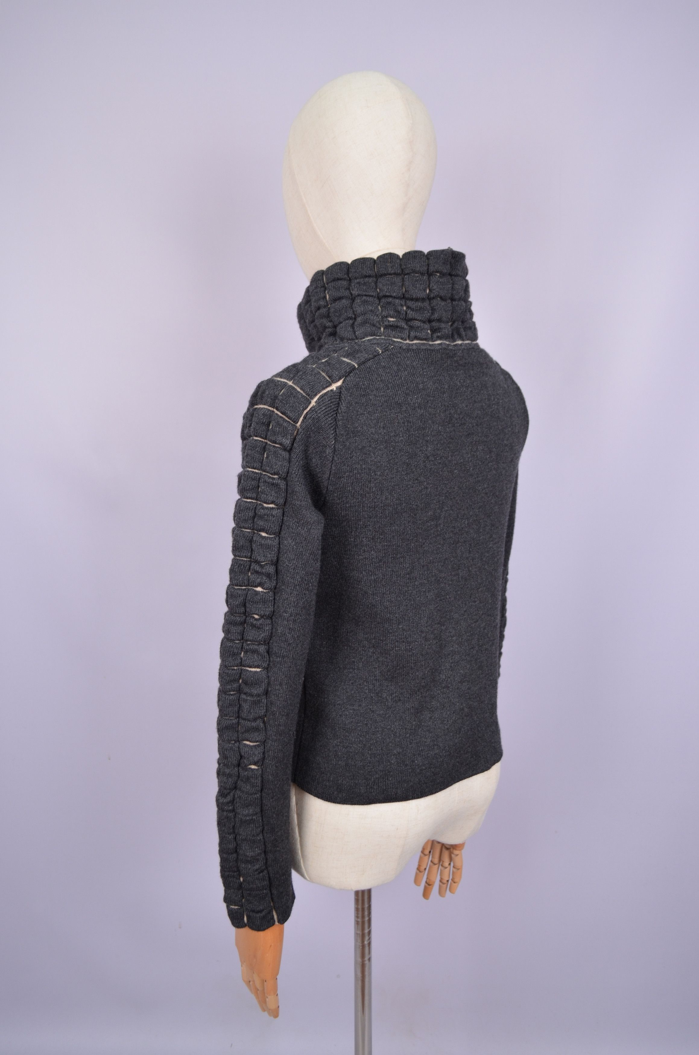 Chanel Chanel Womens Wool Sweater Knit Size FR40 M Medium LOGO CC Size M / US 6-8 / IT 42-44 - 10 Thumbnail