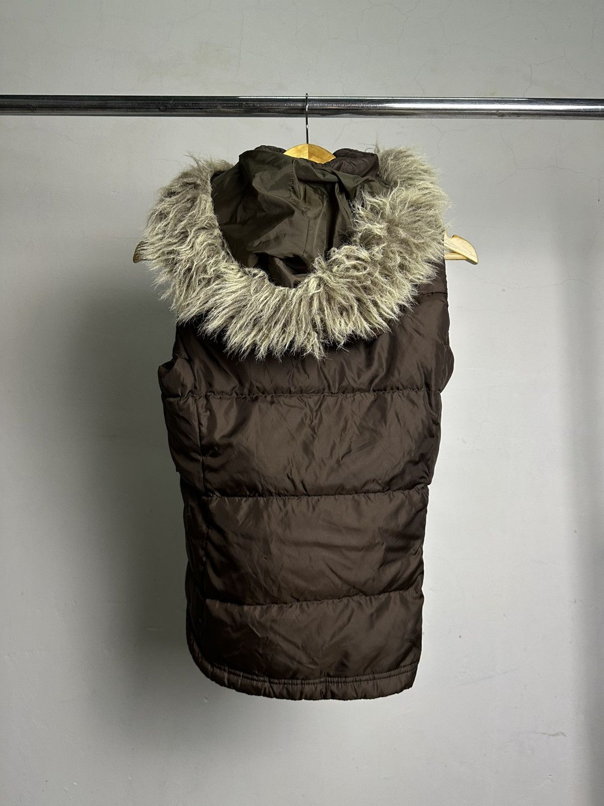 Polo Ralph Lauren Polo Ralph Lauren Fur Puffer Sleeveless Jacket Size US S / EU 44-46 / 1 - 13 Thumbnail