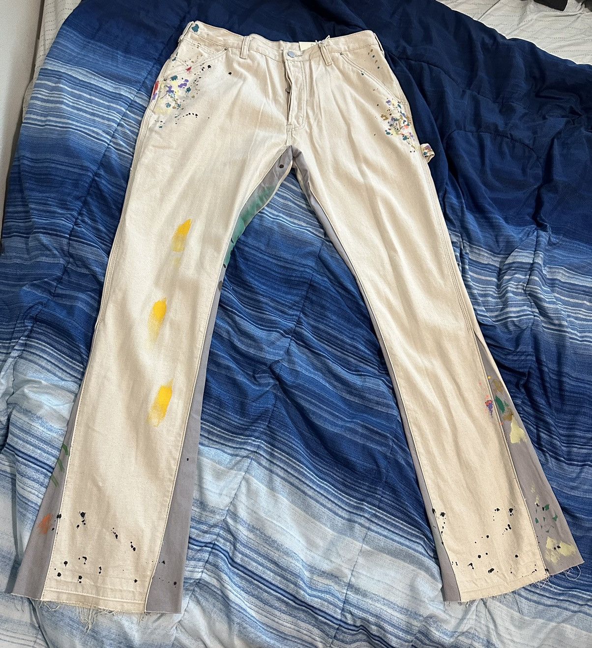 MNML MNML distressed carpenter paint jeans cream/white Size US 36 / EU 52 - 1 Thumbnail