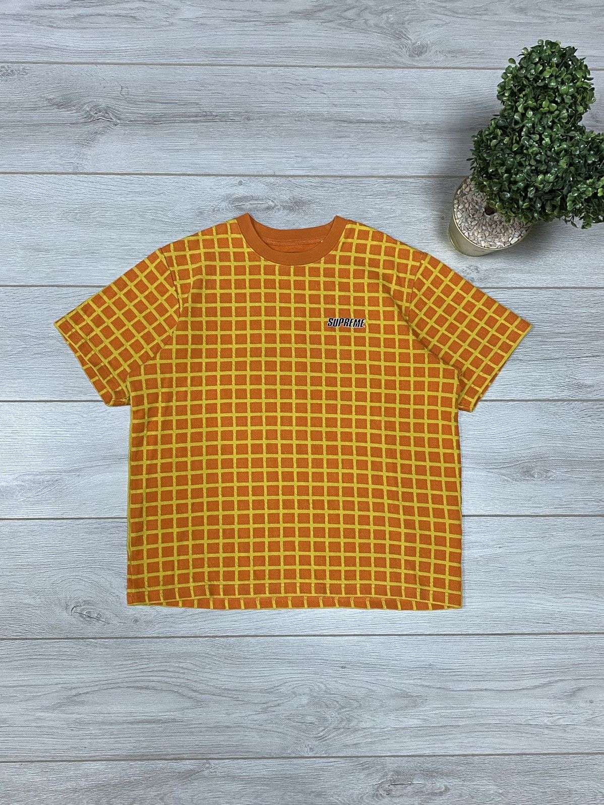 Supreme Supreme mesh check heavy weight tight t-shirt Size US L / EU 52-54 / 3 - 1 Thumbnail