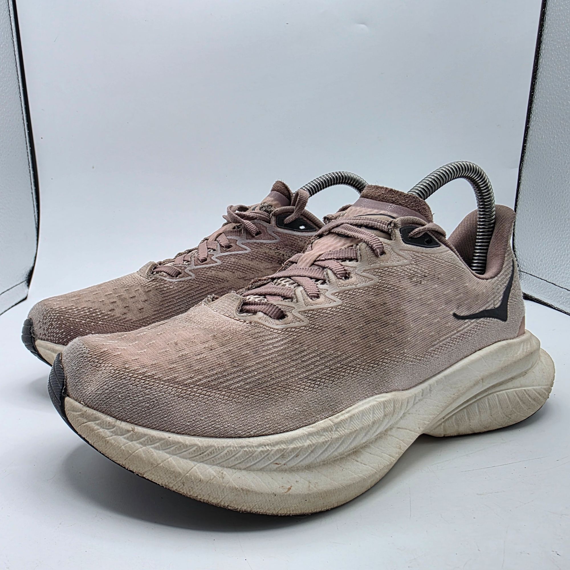 Hoka Hoka One One Mach 6 LA Womens Size 8.5 Pink Athletic Running Size US 8.5 / IT 38.5 - 4 Thumbnail