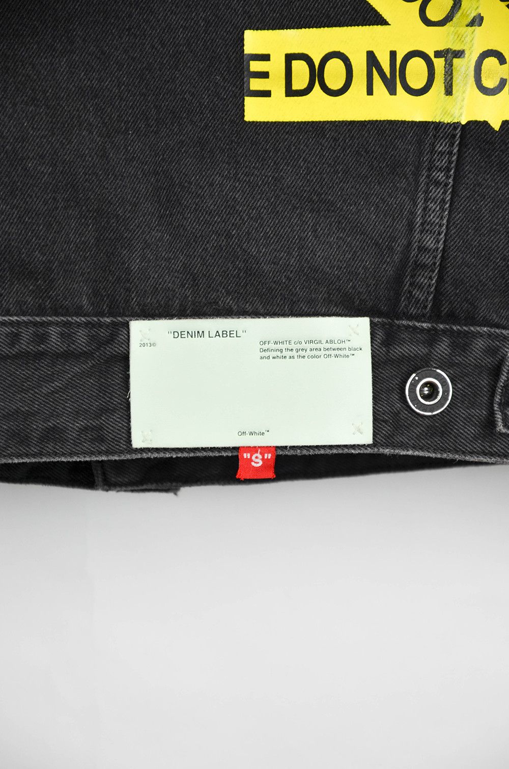 Off-White × Virgil Abloh Off-White Fire Line Do Not Cross Denim Jacket – L Size US L / EU 52-54 / 3 - 15 Thumbnail