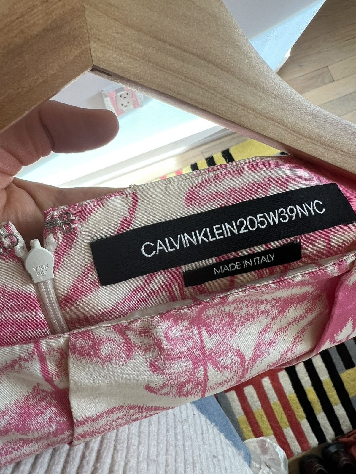 Calvin Klein 205W39NYC Pink/cream floral Calvin Klein 205W39NYC skirt size 6 Size 28" / US 6 / IT 42 - 9 Thumbnail
