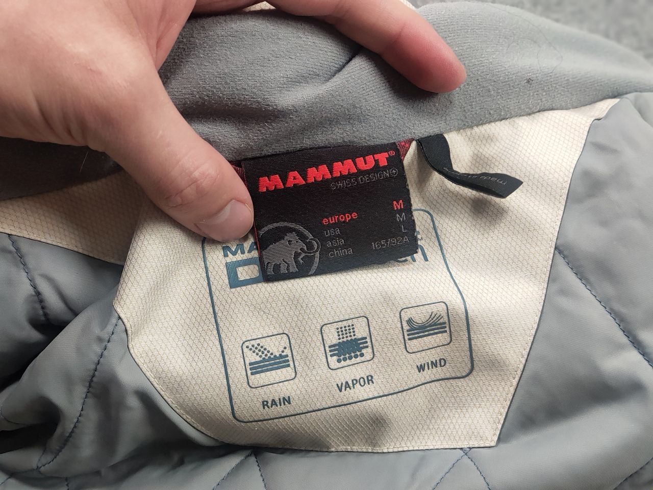 Mammut Mammut Dry Tech ajungilak oti element ski warm Hooded Jacket Size M / US 6-8 / IT 42-44 - 15 Thumbnail